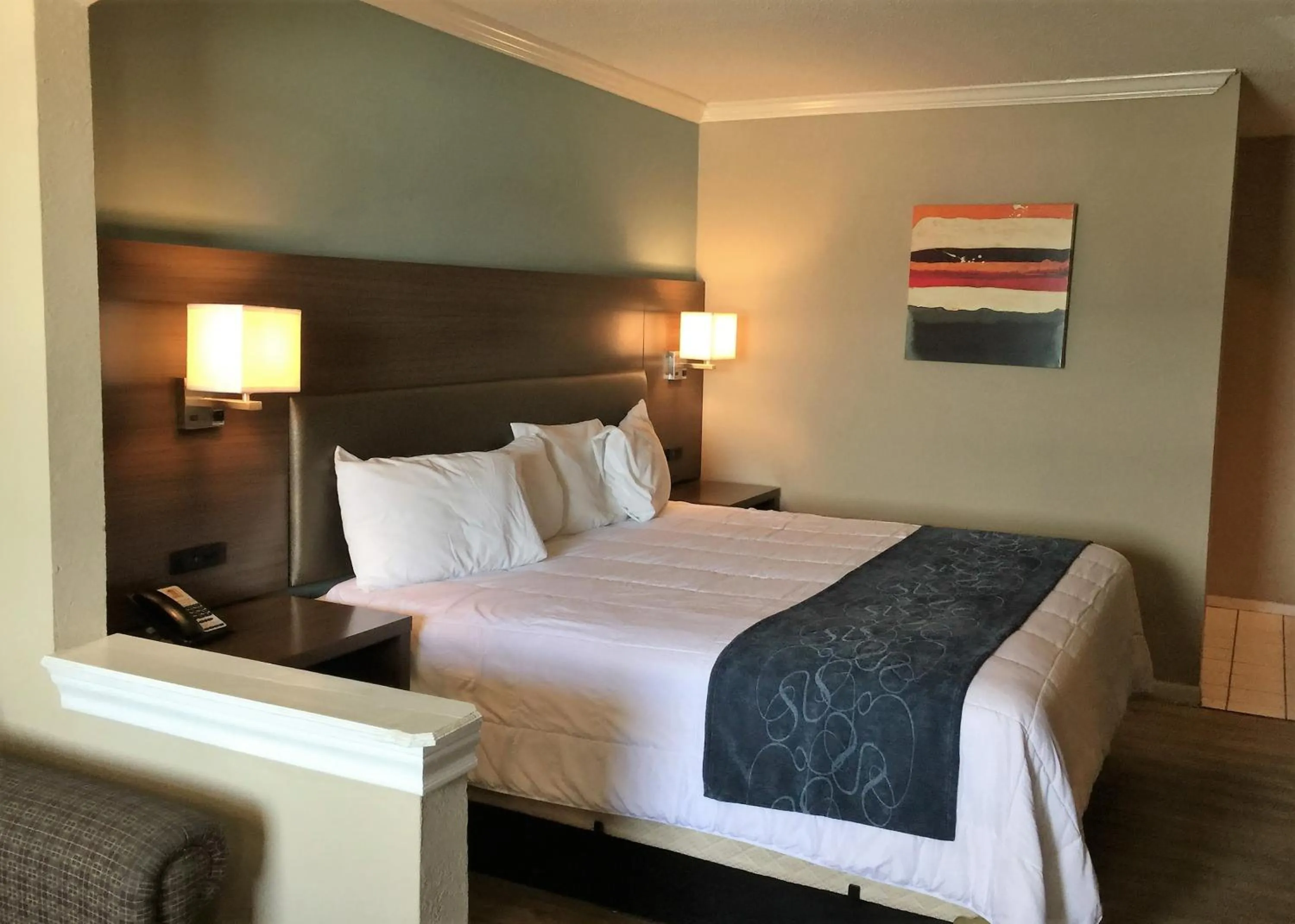 Bedroom, Bed in Inn of the Conchos