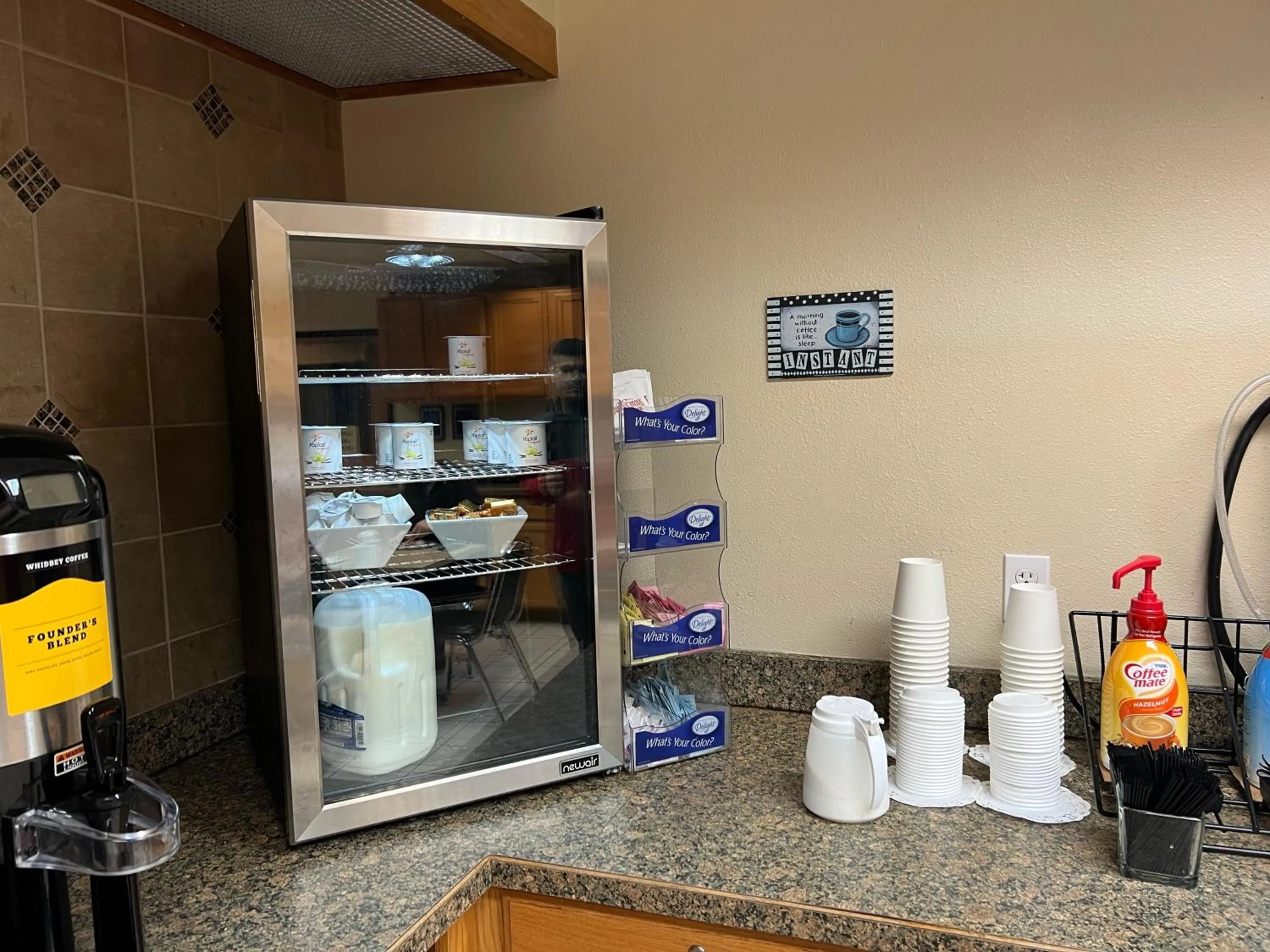 Breakfast in GuestHouse Inn Bellingham