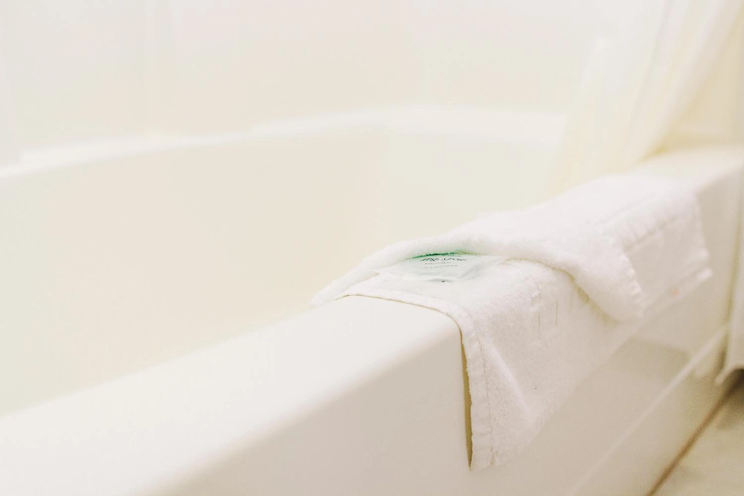 Shower in GuestHouse Inn Bellingham