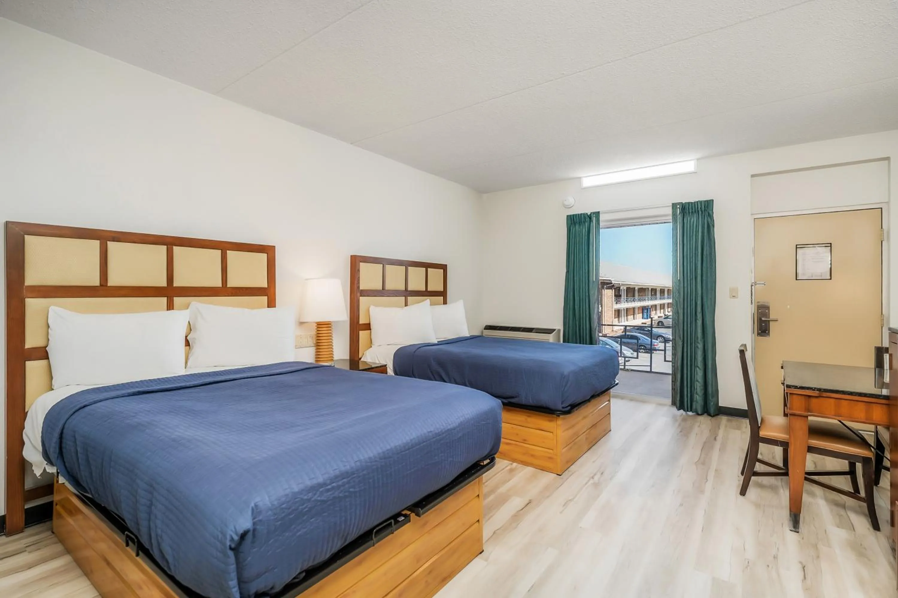 Bed in Extended Stay Suites Cookeville - Tennessee Tech