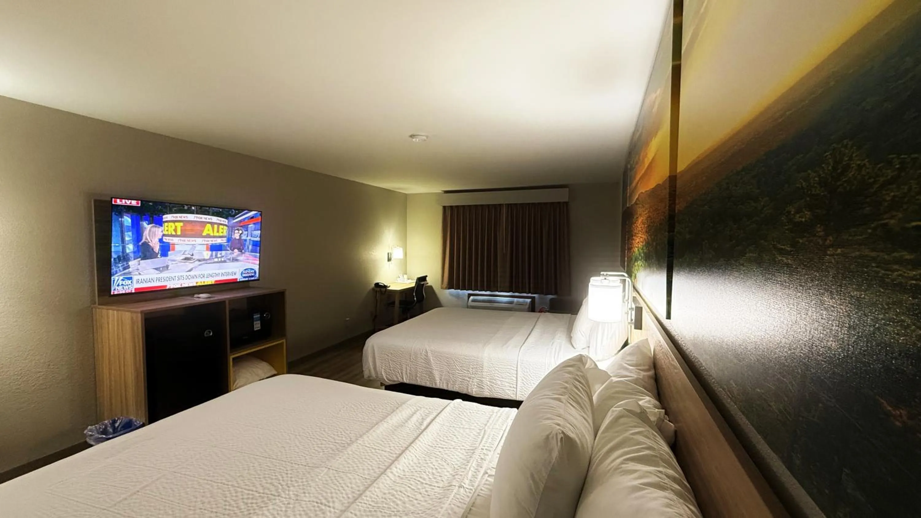 Bed in Days Inn by Wyndham Mankato