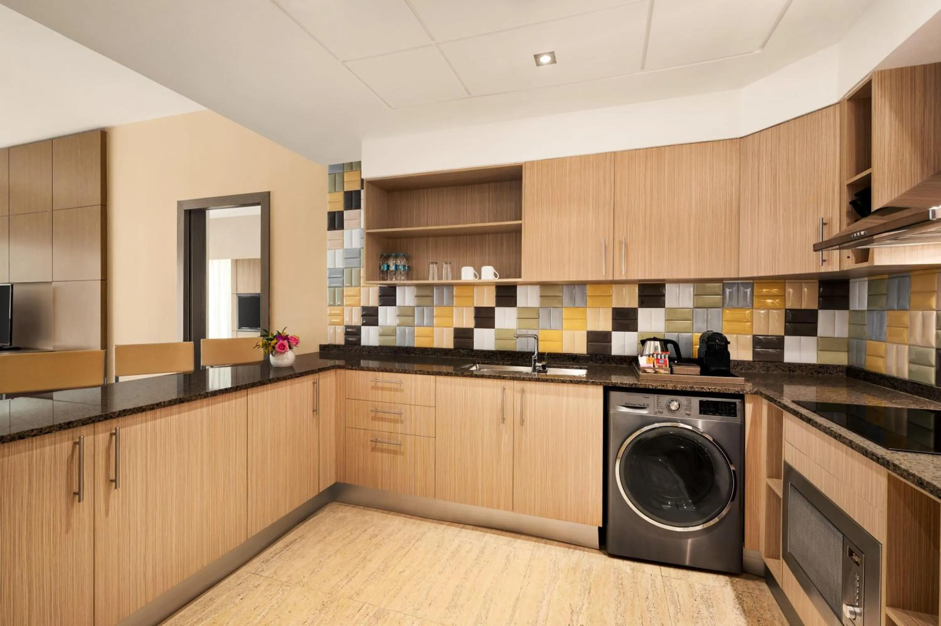 Photo of the whole room in Wyndham Doha West Bay