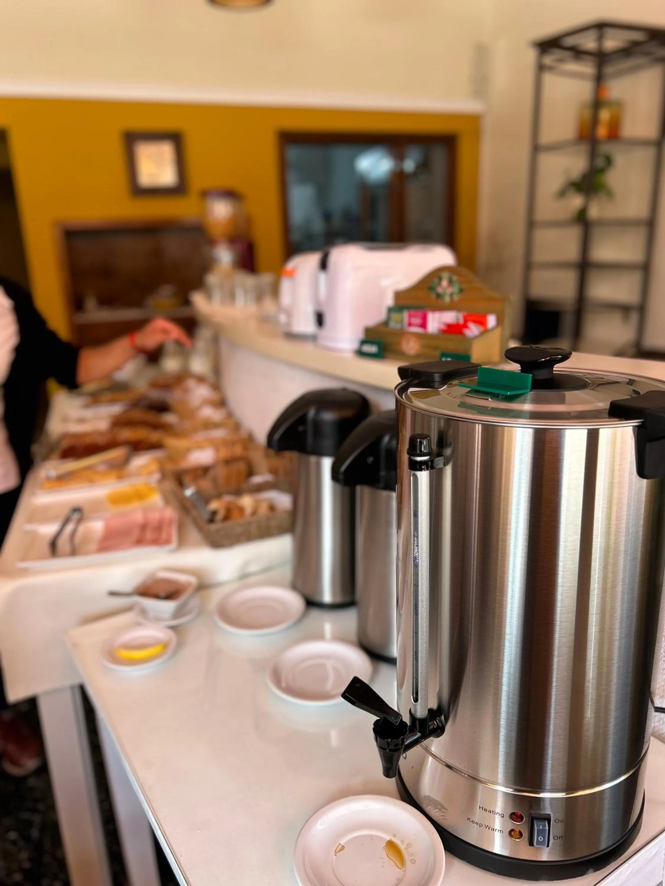 Buffet breakfast in Hotel Tamariz