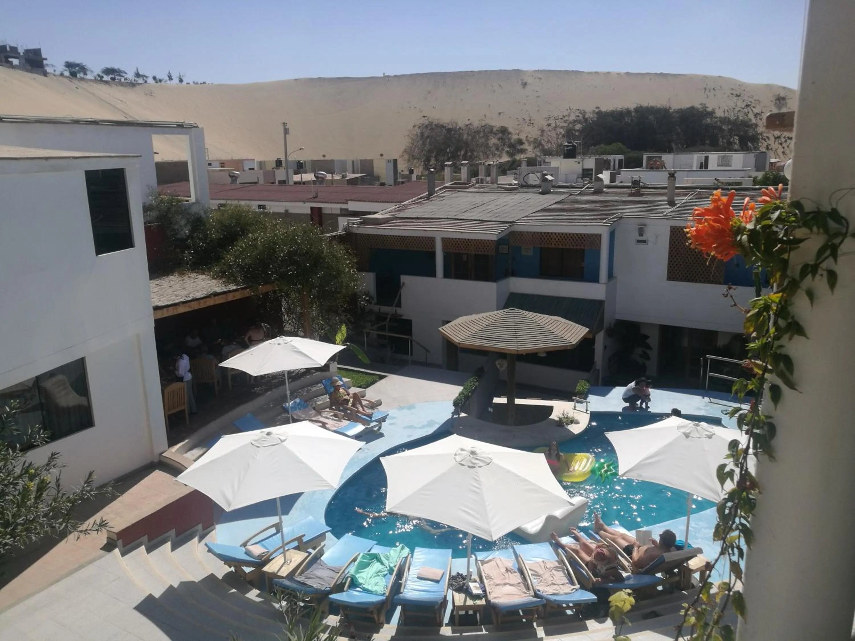 Day in Hotel Villa Jazmin