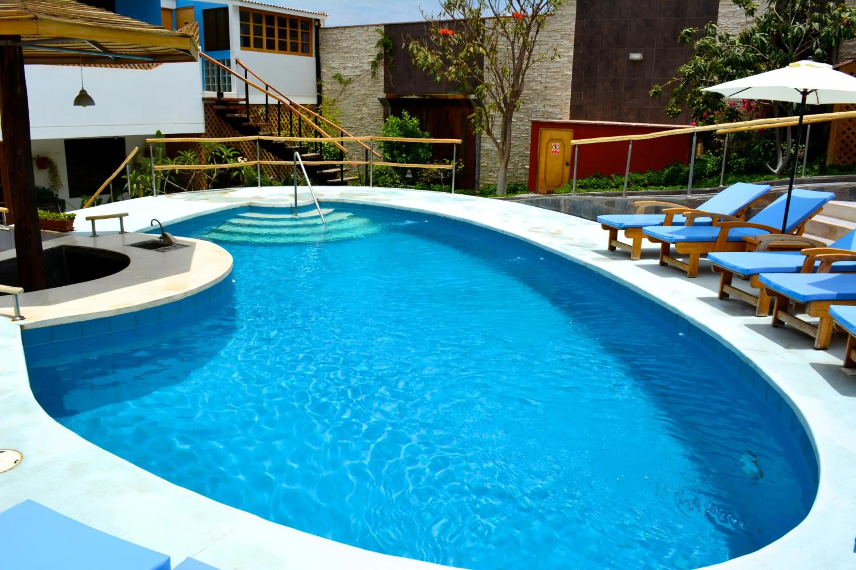 Swimming pool in Hotel Villa Jazmin