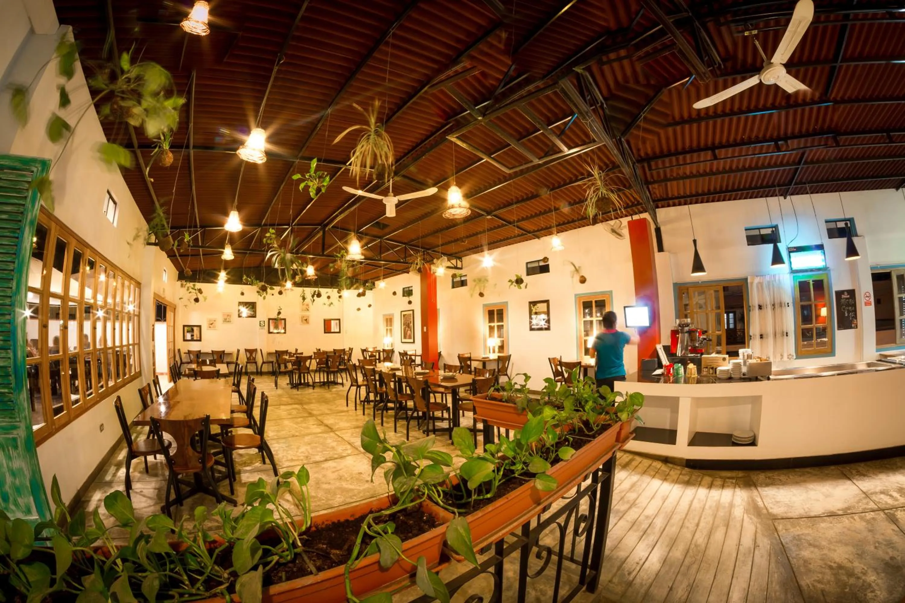 Restaurant/places to eat in Hotel Villa Jazmin