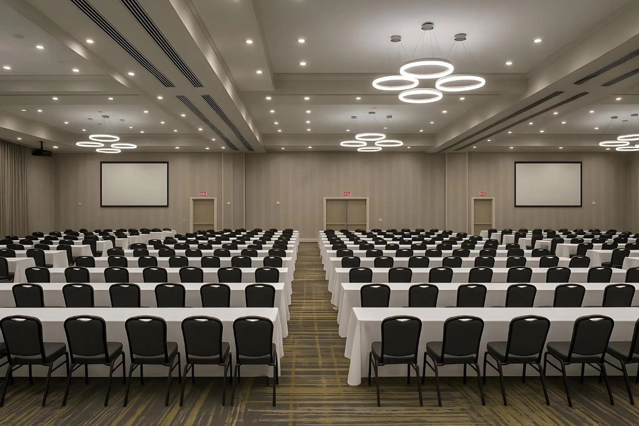 Meeting/conference room in Holiday Inn & Suites Houston NW - Willowbrook by IHG