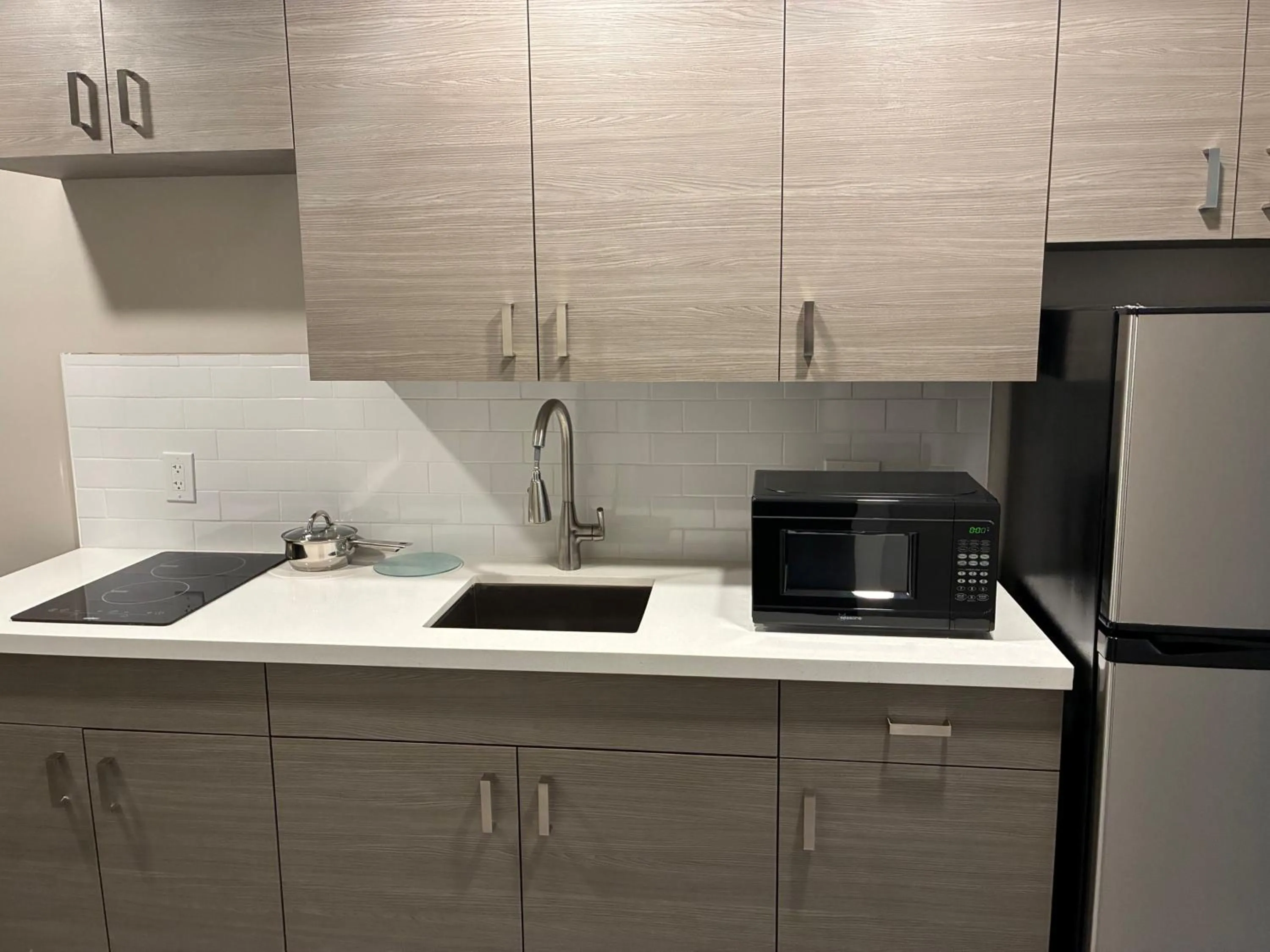 Photo of the whole room in Holiday Inn & Suites Houston NW - Willowbrook by IHG