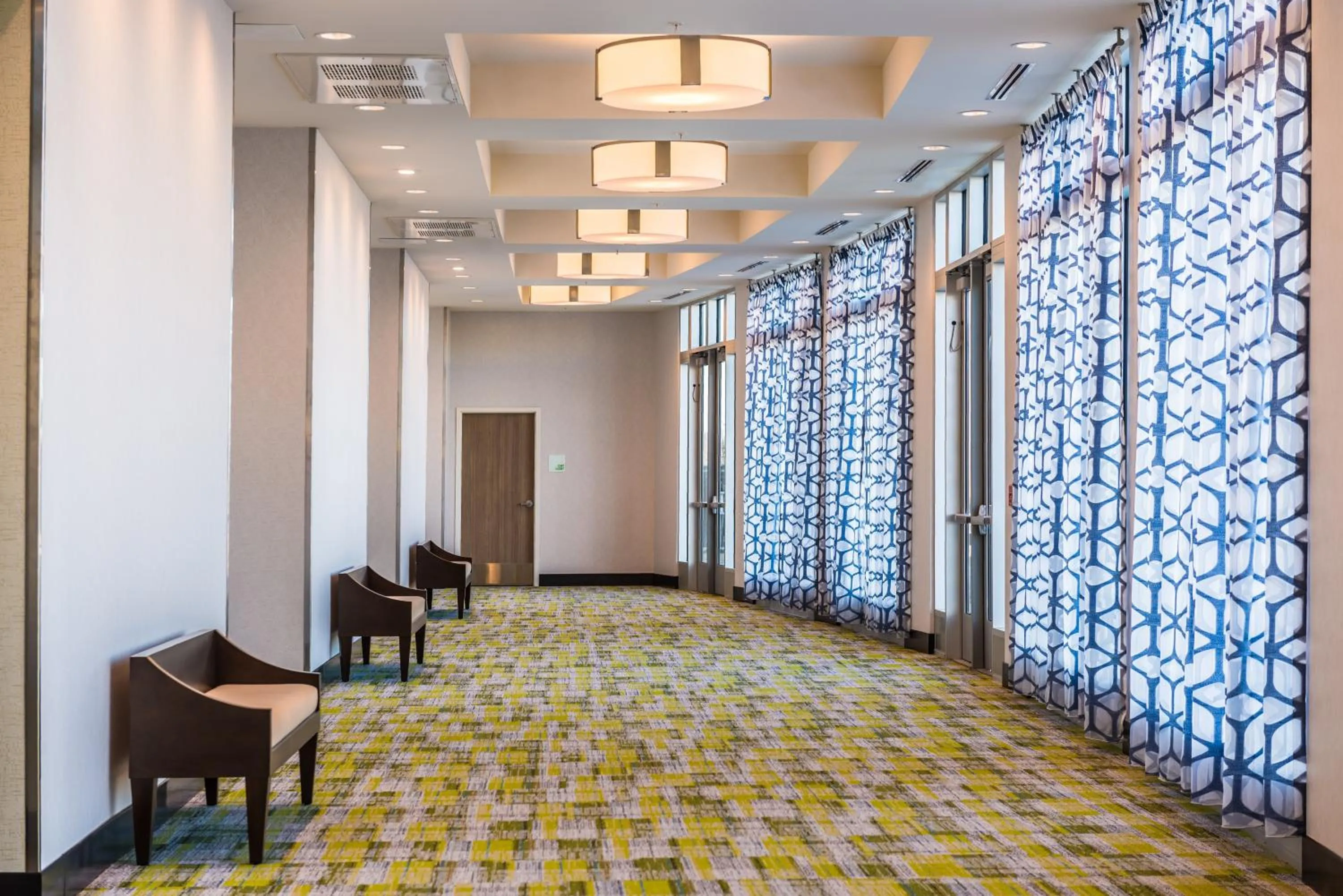 Meeting/conference room in Holiday Inn Joplin by IHG