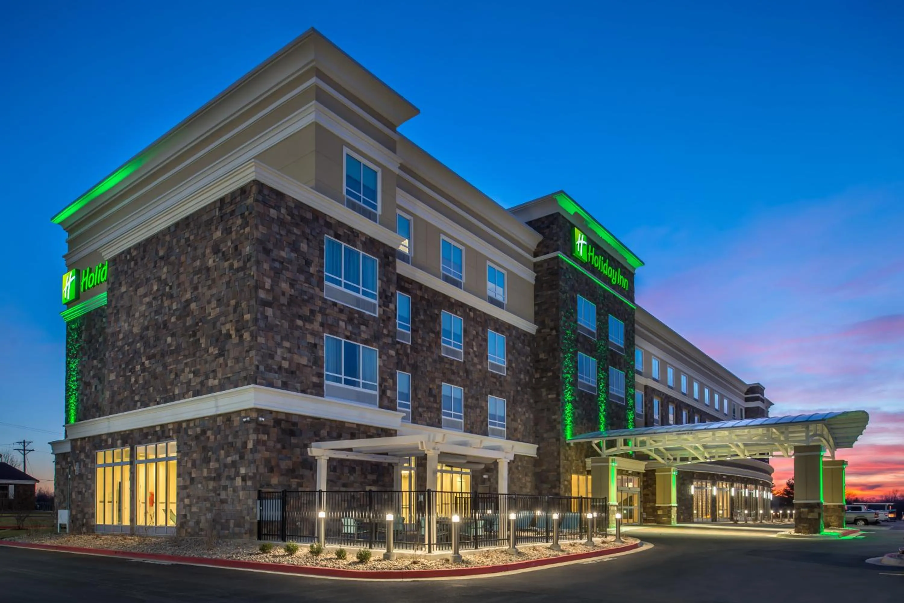 Property building in Holiday Inn Joplin by IHG