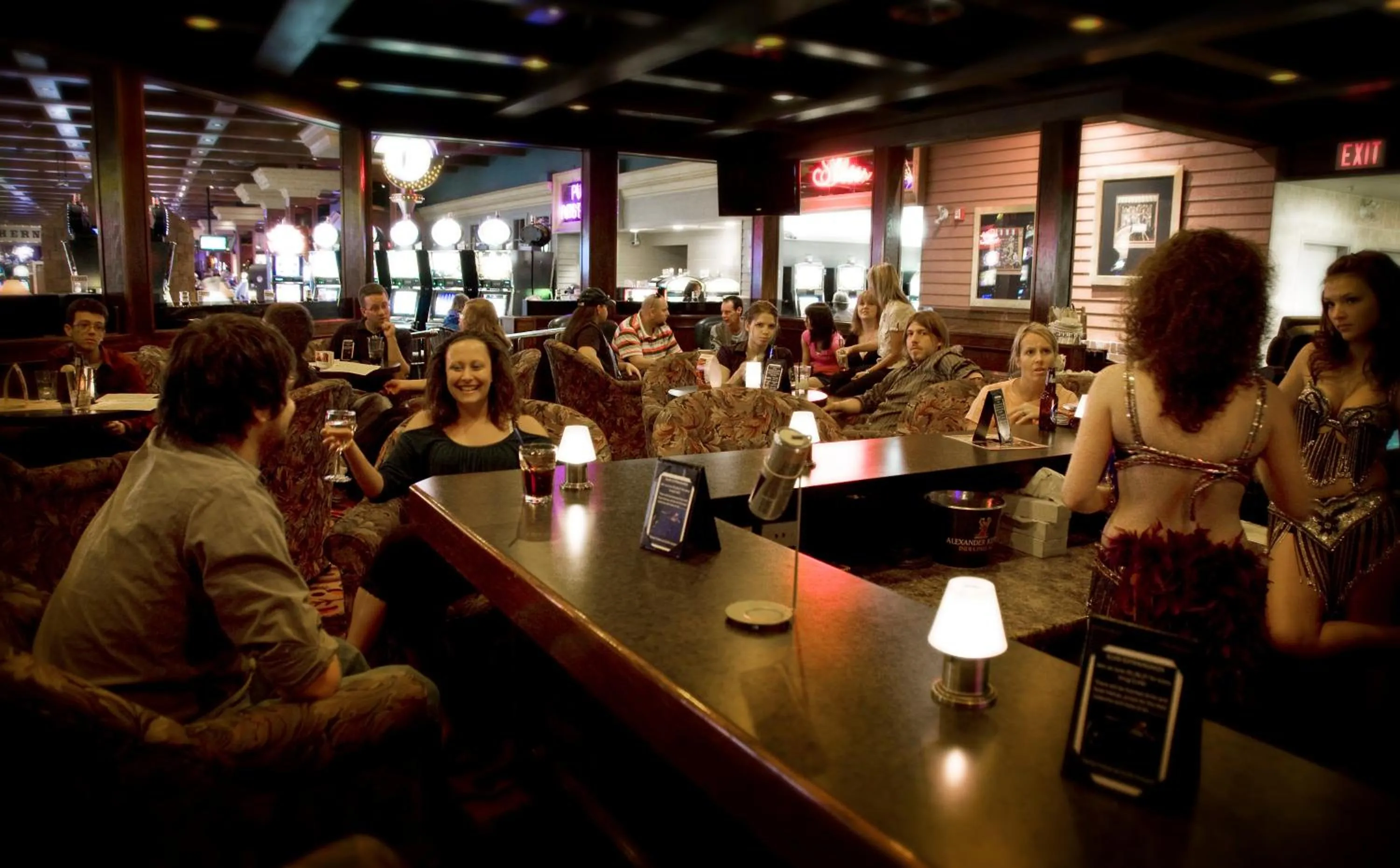 Restaurant/places to eat in Service Plus Inns and Suites