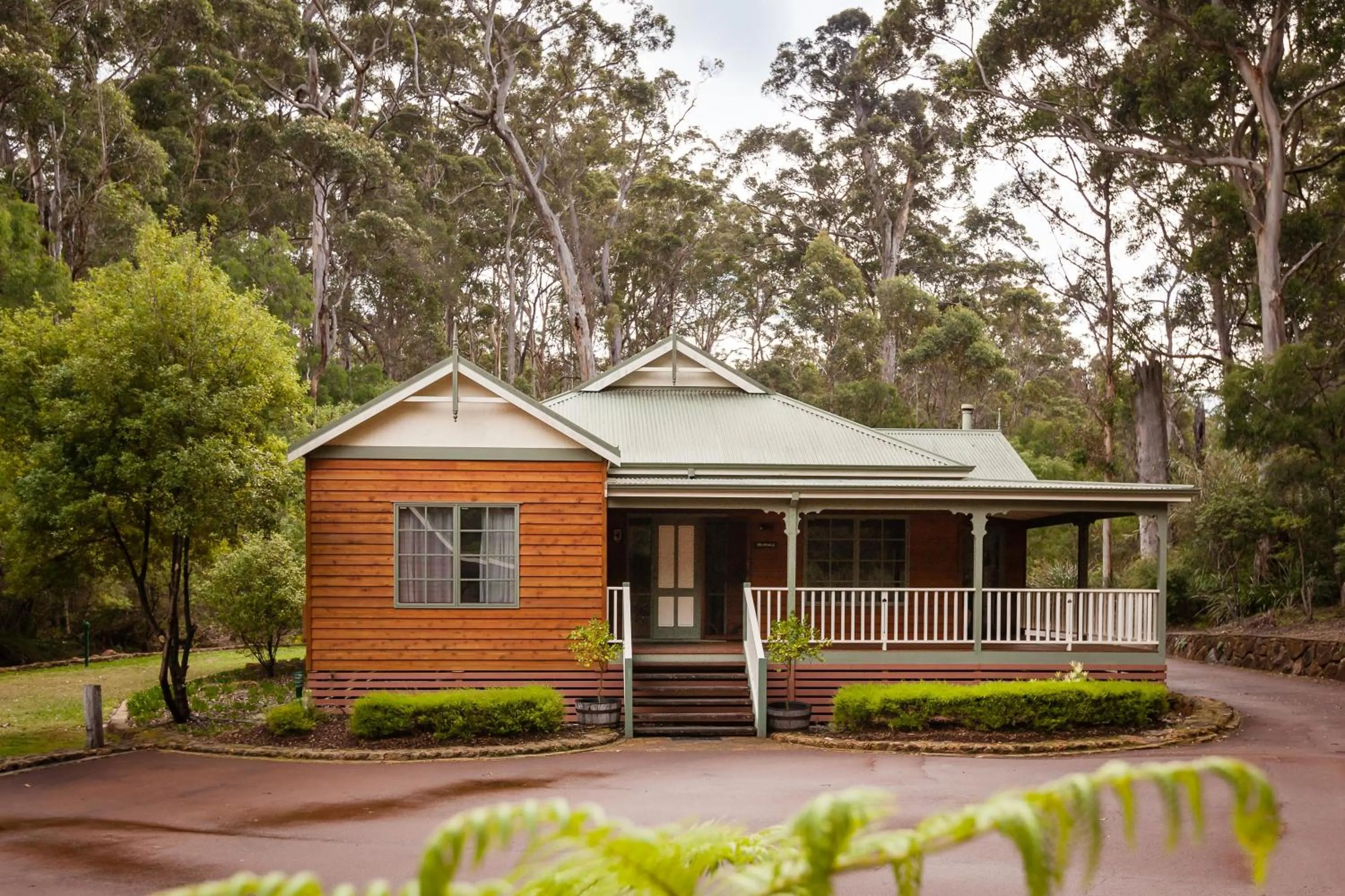Facade/entrance in Riverglen Chalets