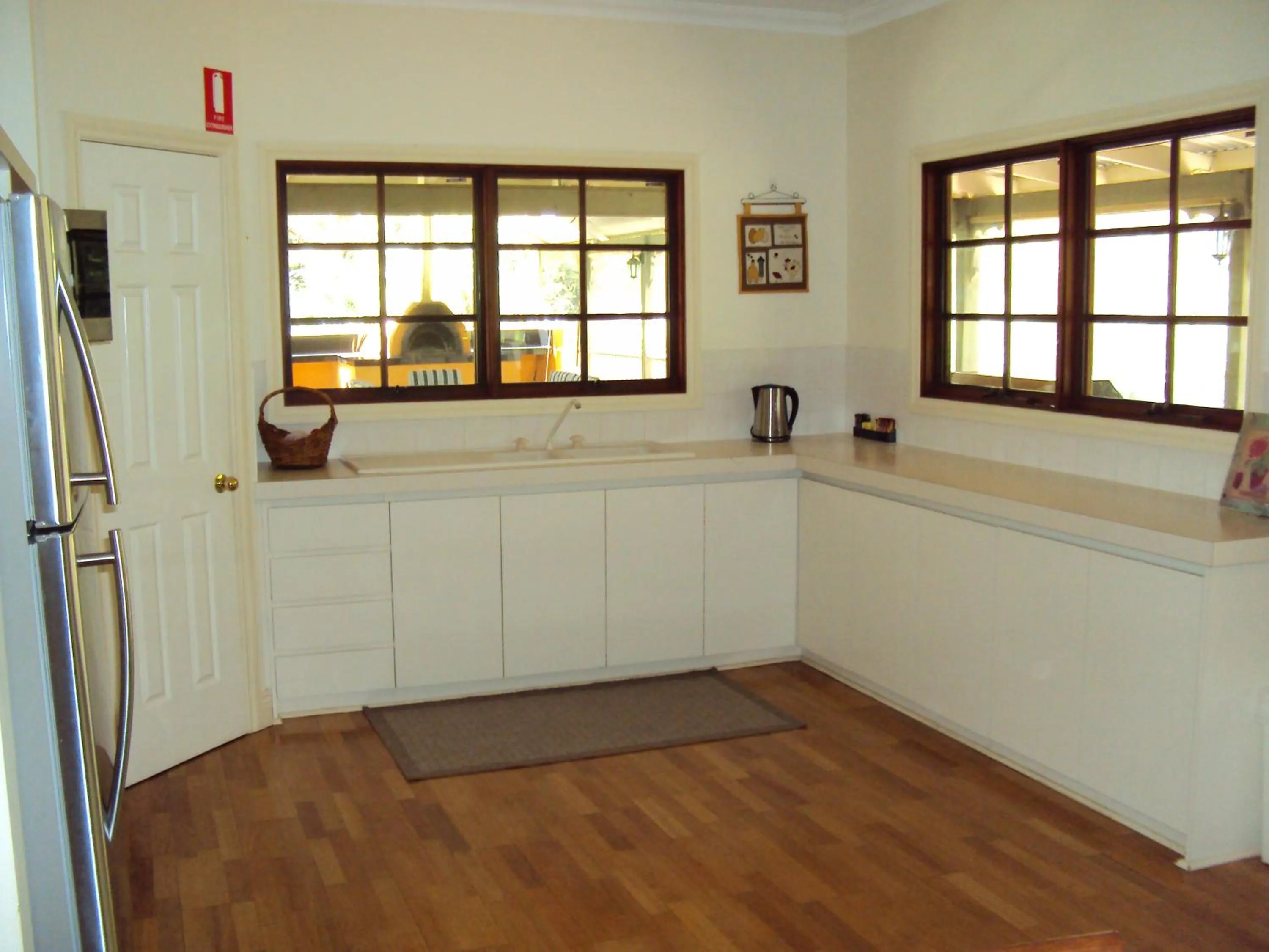 Kitchen or kitchenette in Riverglen Chalets