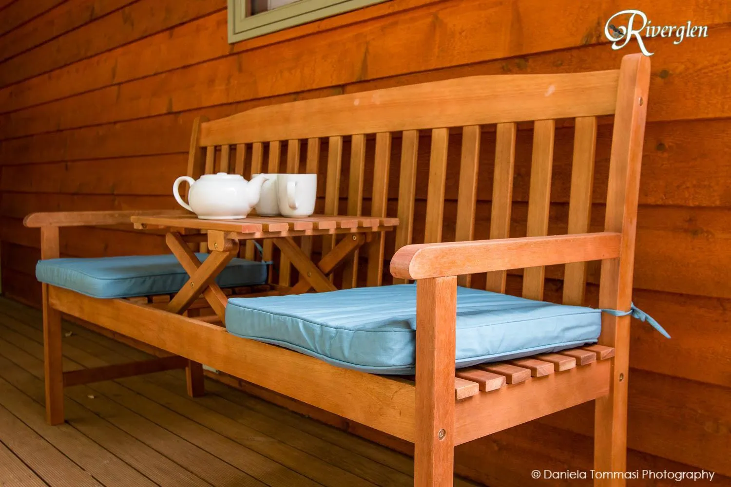 Balcony/Terrace, Bed in Riverglen Chalets