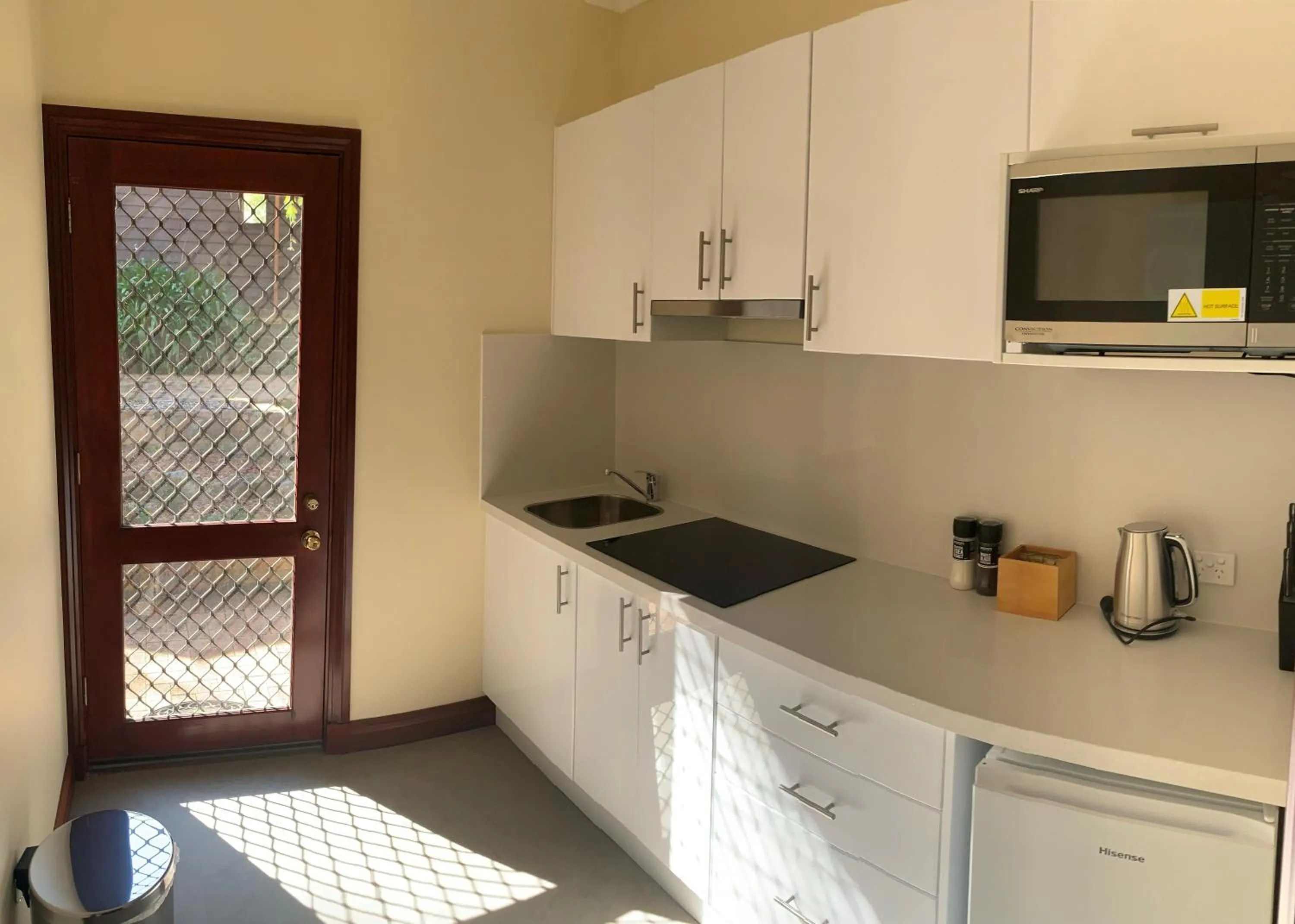 Kitchen or kitchenette in Riverglen Chalets