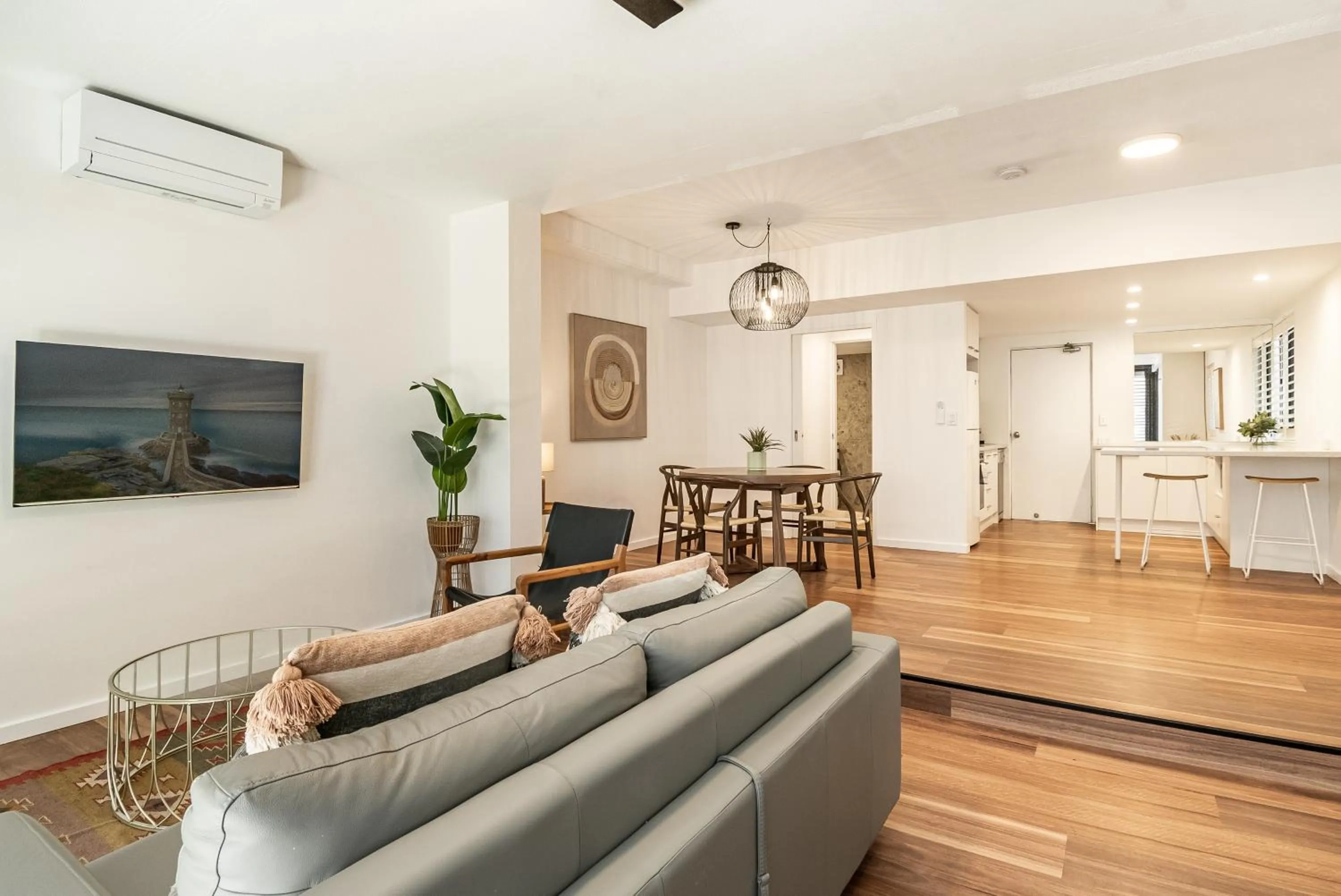 TV and multimedia in Julians Apartments