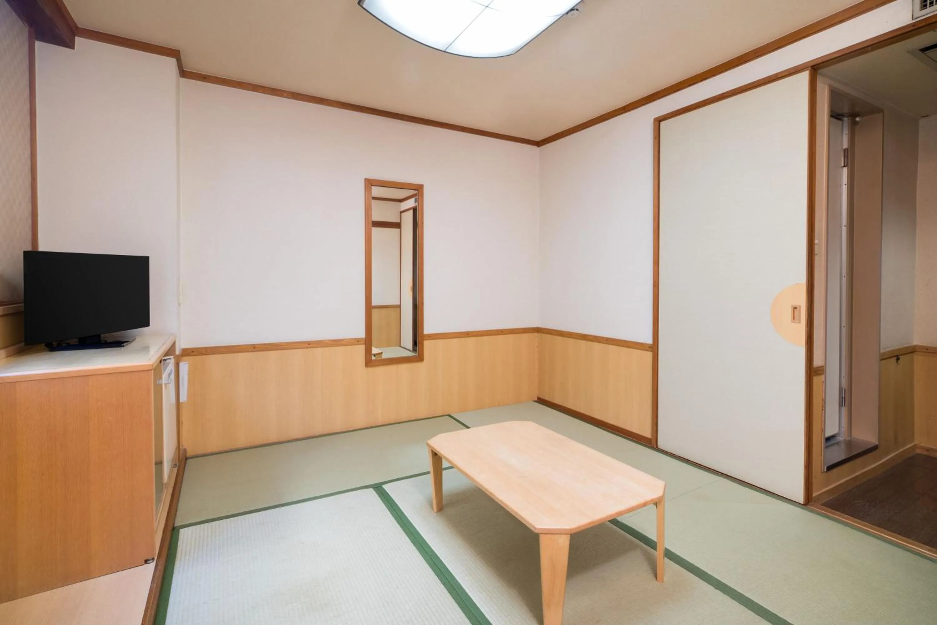 Photo of the whole room in Central Hotel Sasebo