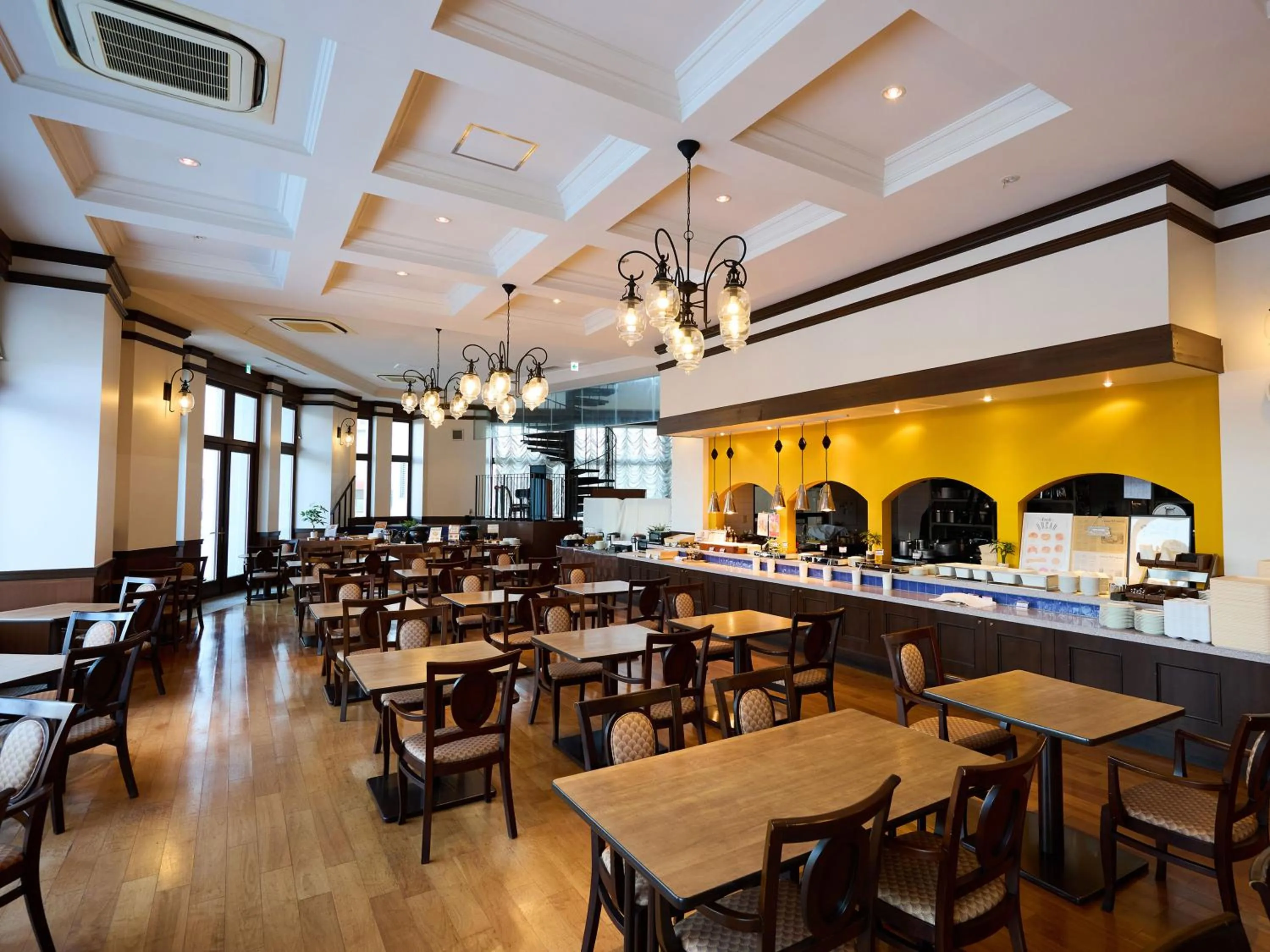 Restaurant/places to eat in Nikko Station Hotel Classic