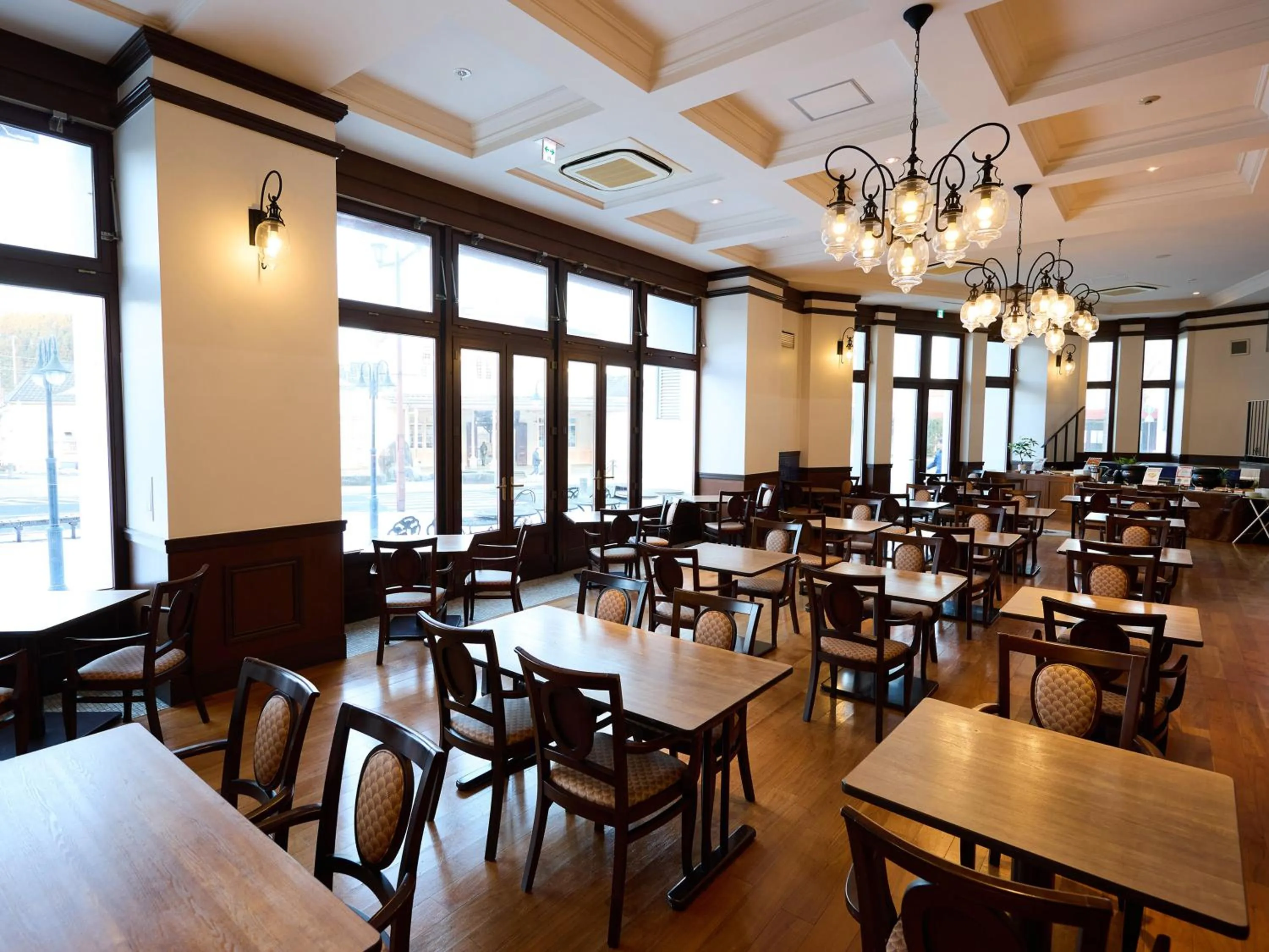 Restaurant/places to eat in Nikko Station Hotel Classic