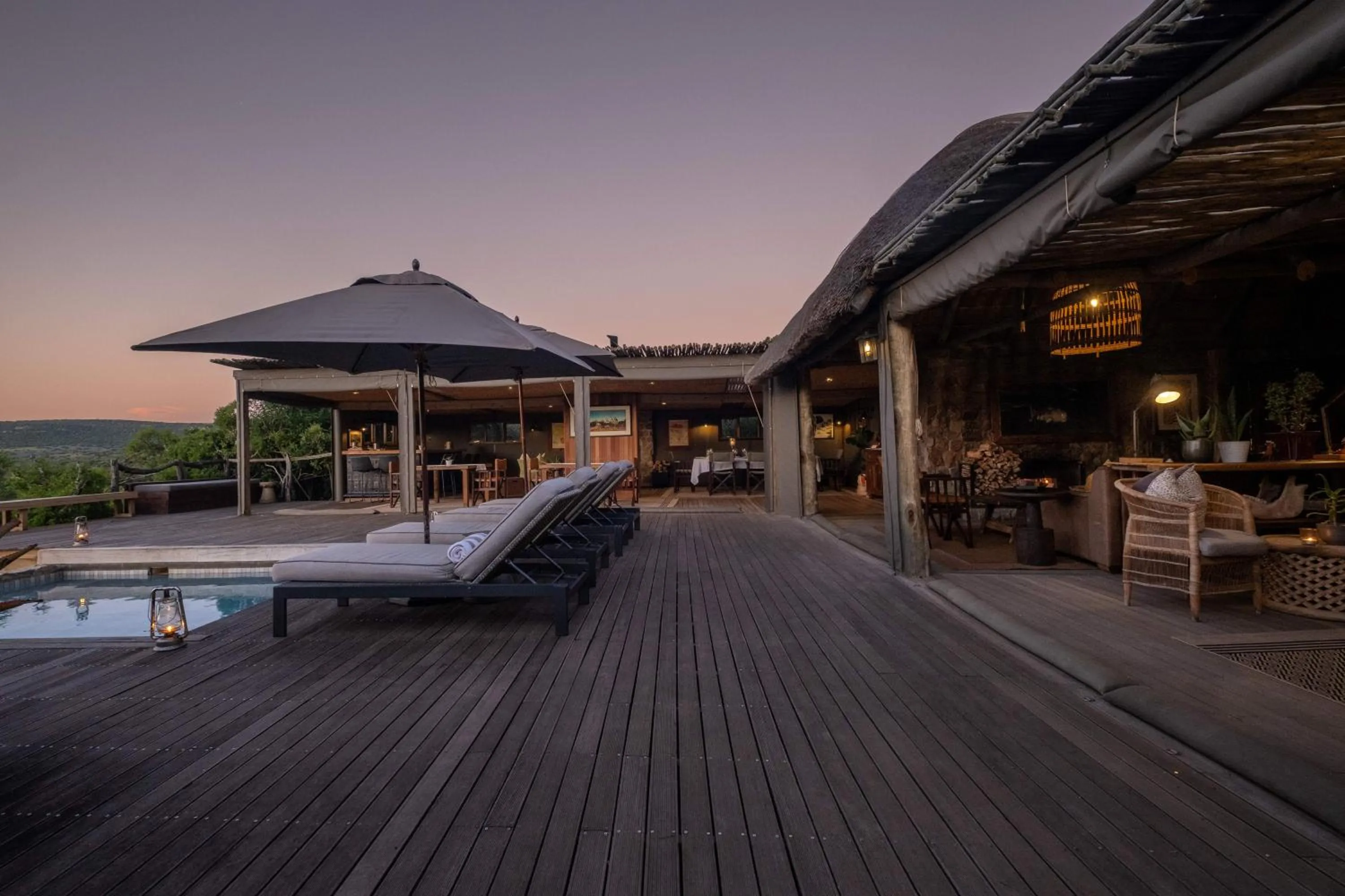 Pool view in HillsNek Safari Camp – Amakhala Game Reserve