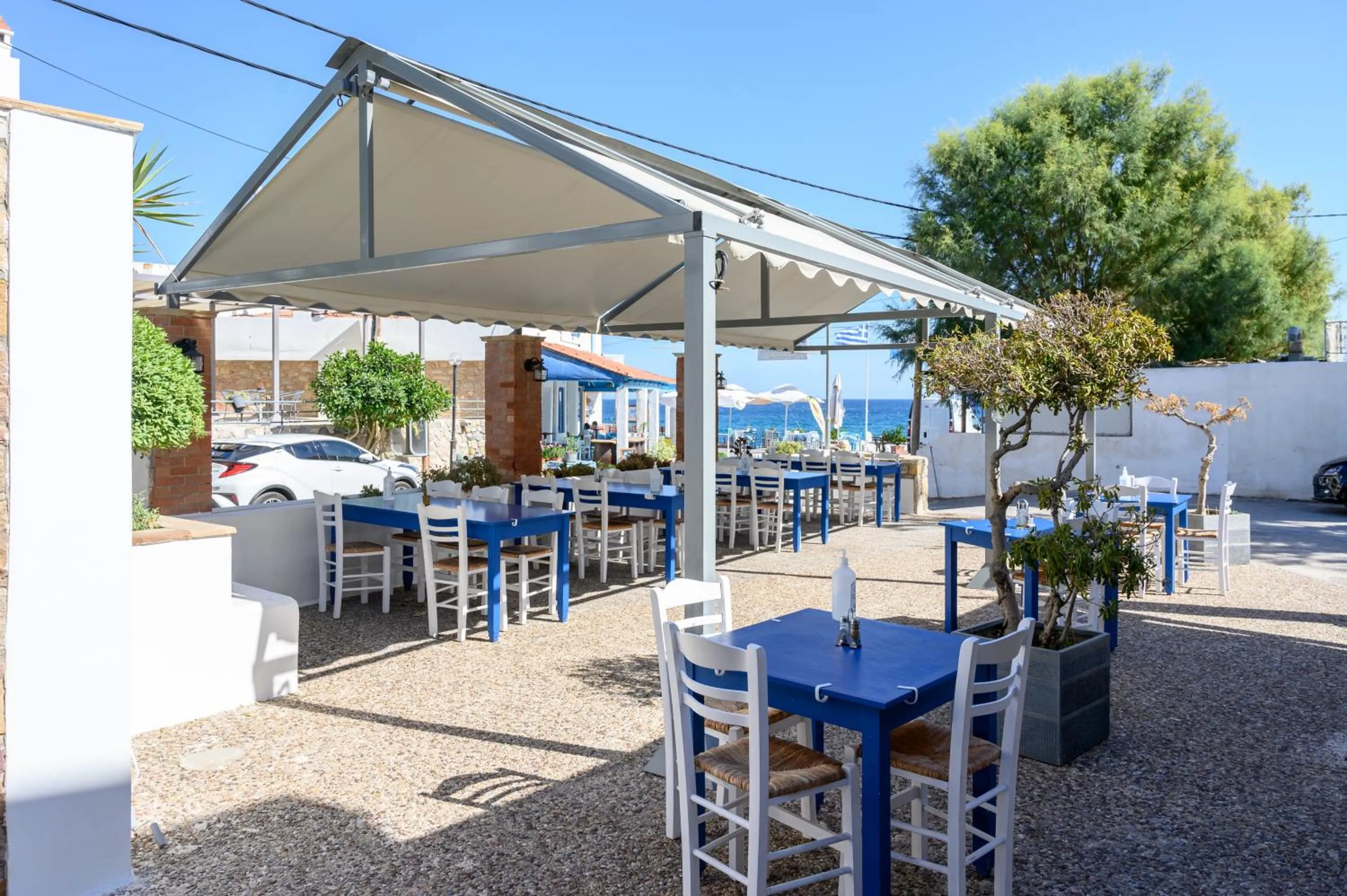 Restaurant/places to eat in Esperides Hotel