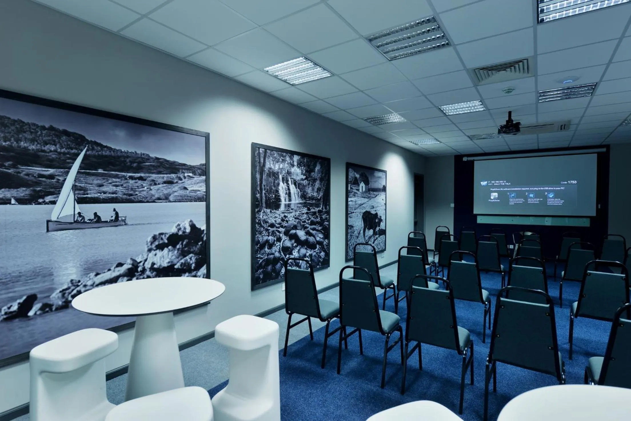 Business facilities in The Ravenala Attitude