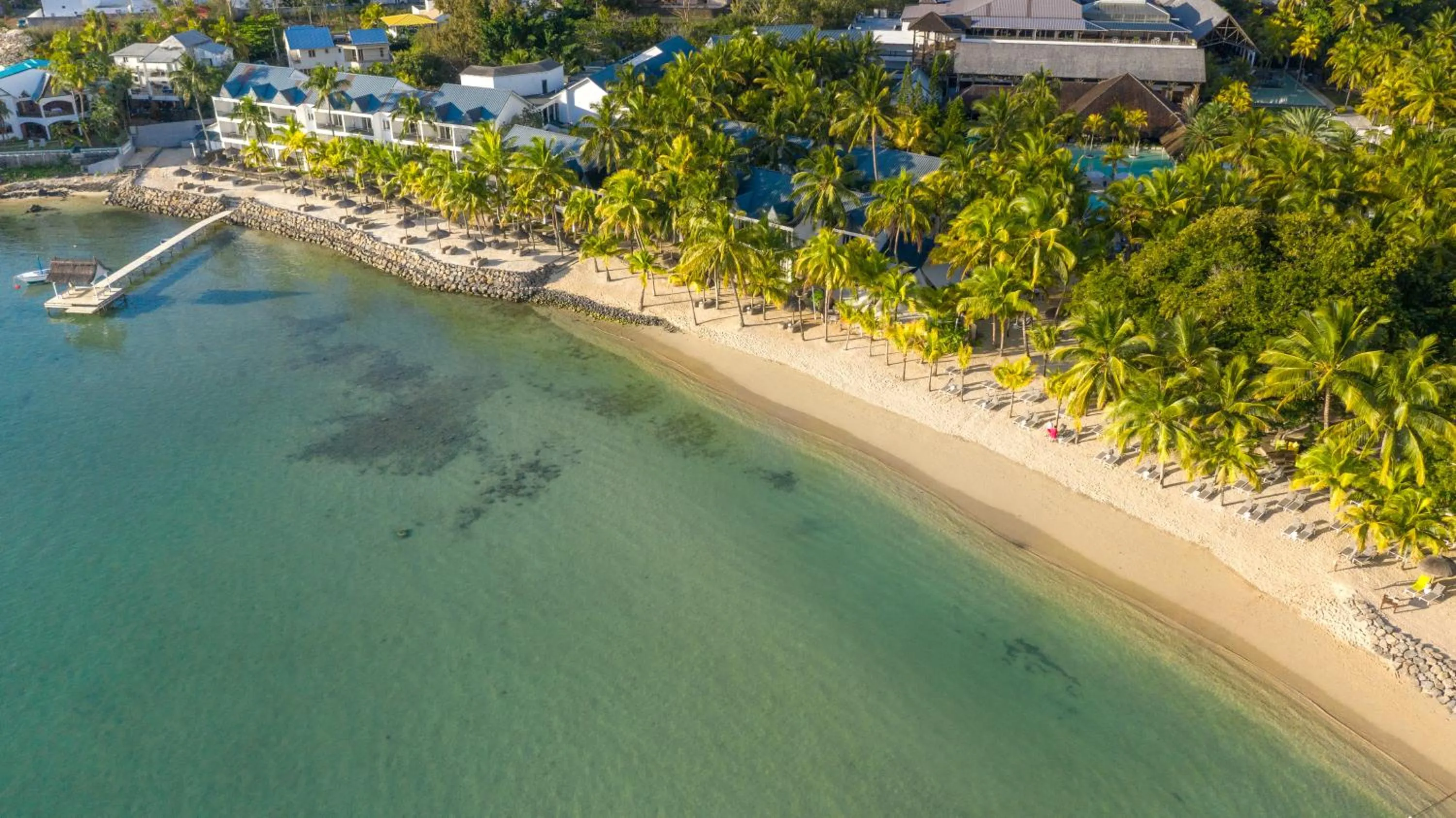 Beach in The Ravenala Attitude