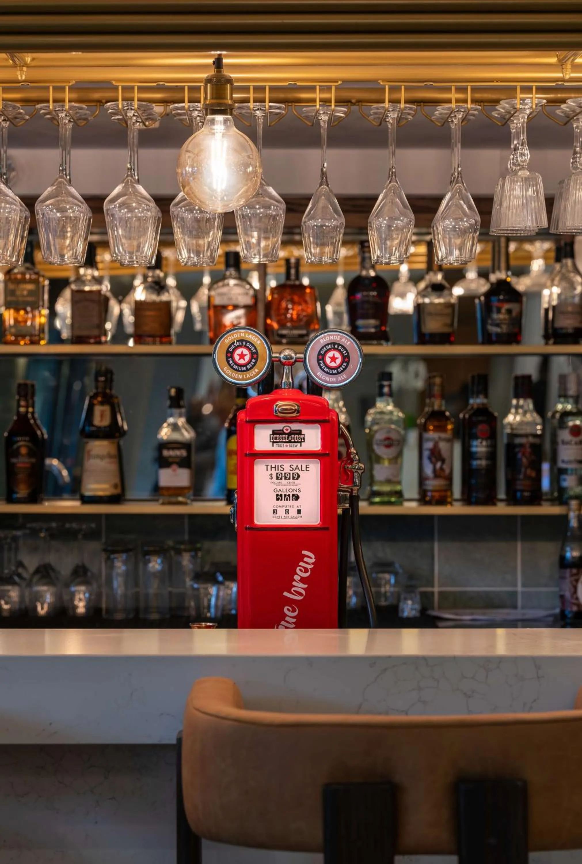 Lounge or bar in Radisson Hotel Cape Town Foreshore