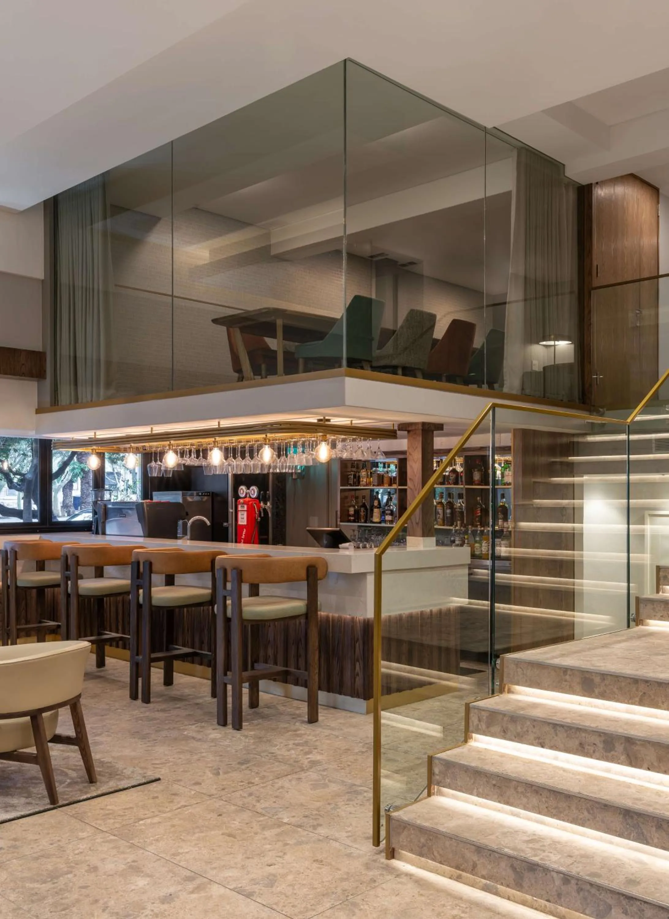 Lounge or bar in Radisson Hotel Cape Town Foreshore