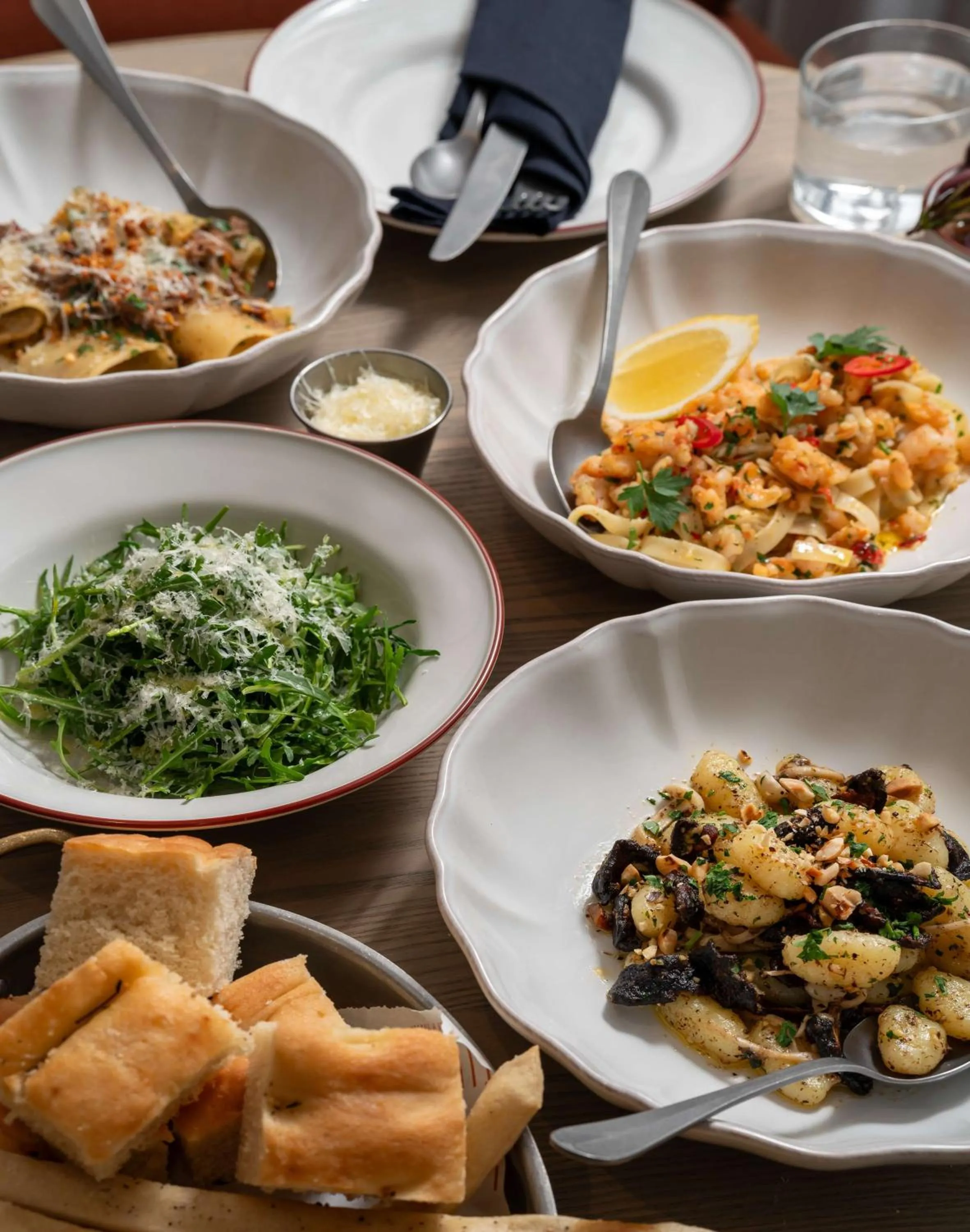 Food and drinks in Radisson Hotel Cape Town Foreshore