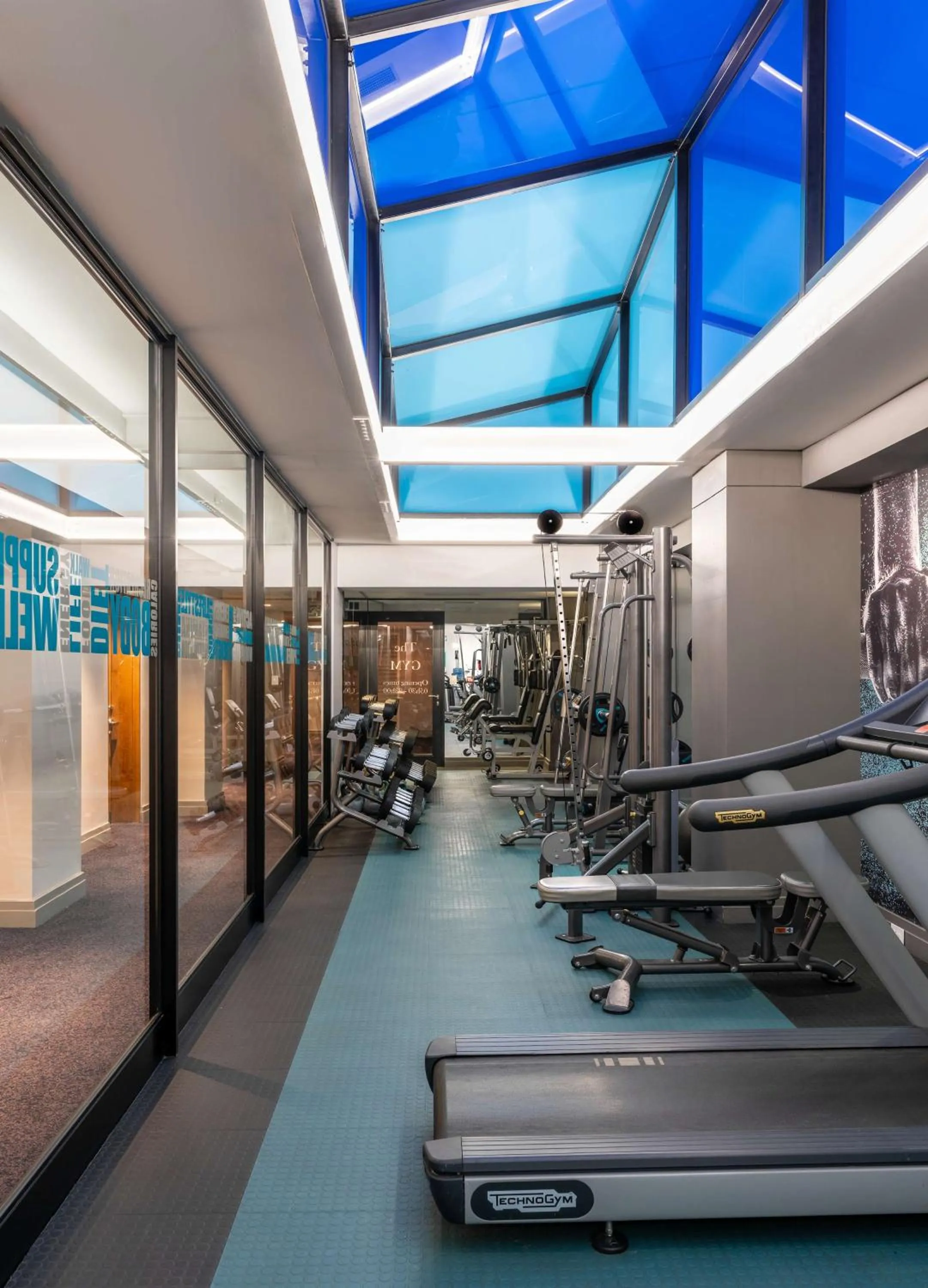 Fitness centre/facilities in Radisson Hotel Cape Town Foreshore