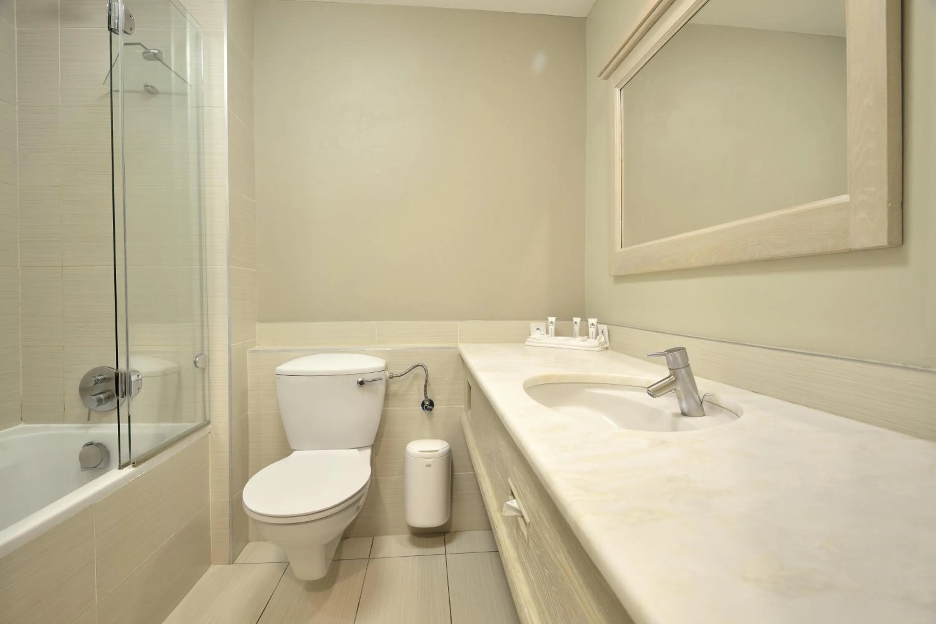Bathroom in Swakopmund Hotel & Entertainment Centre