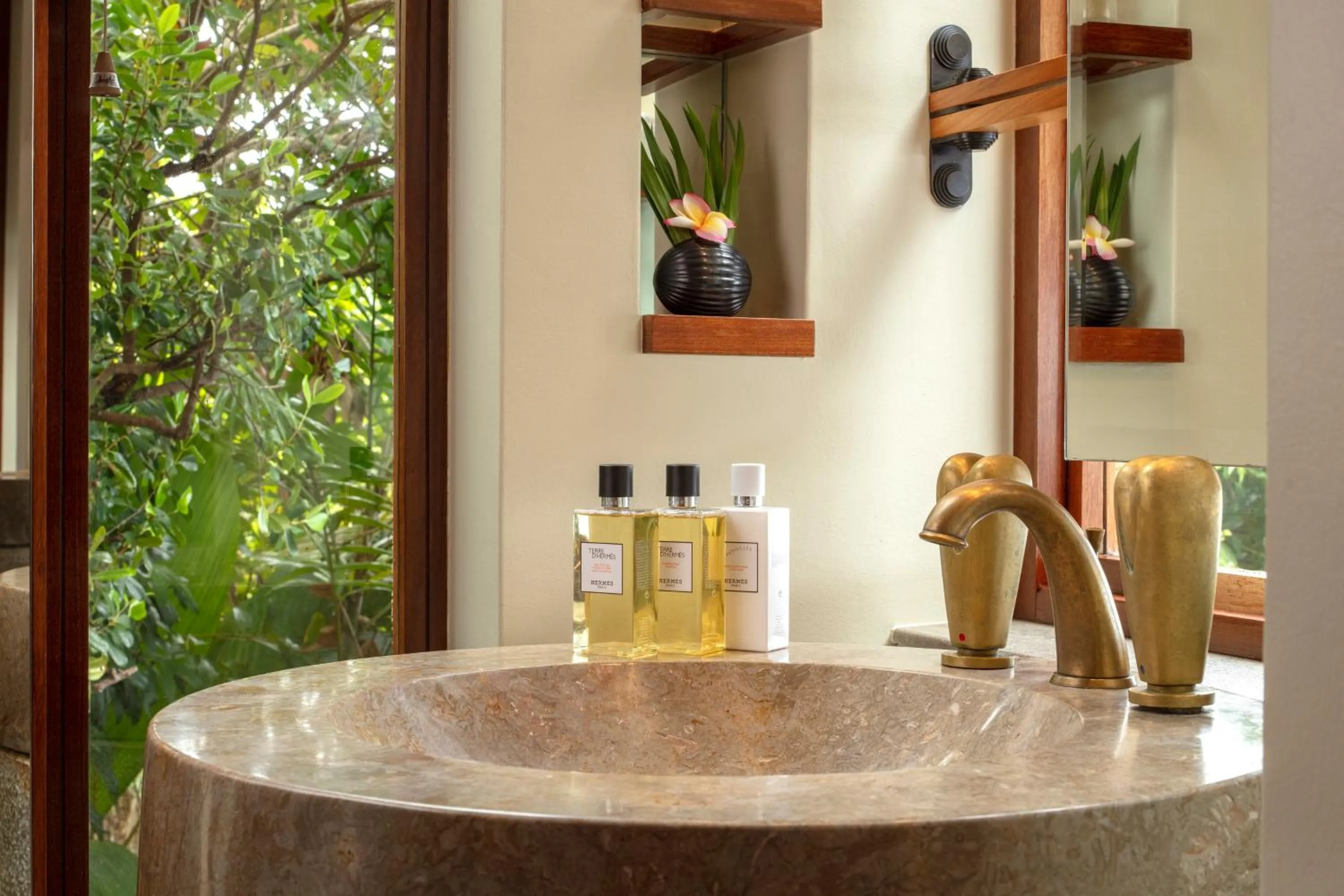 Bathroom in Anantara Maia Seychelles Villas