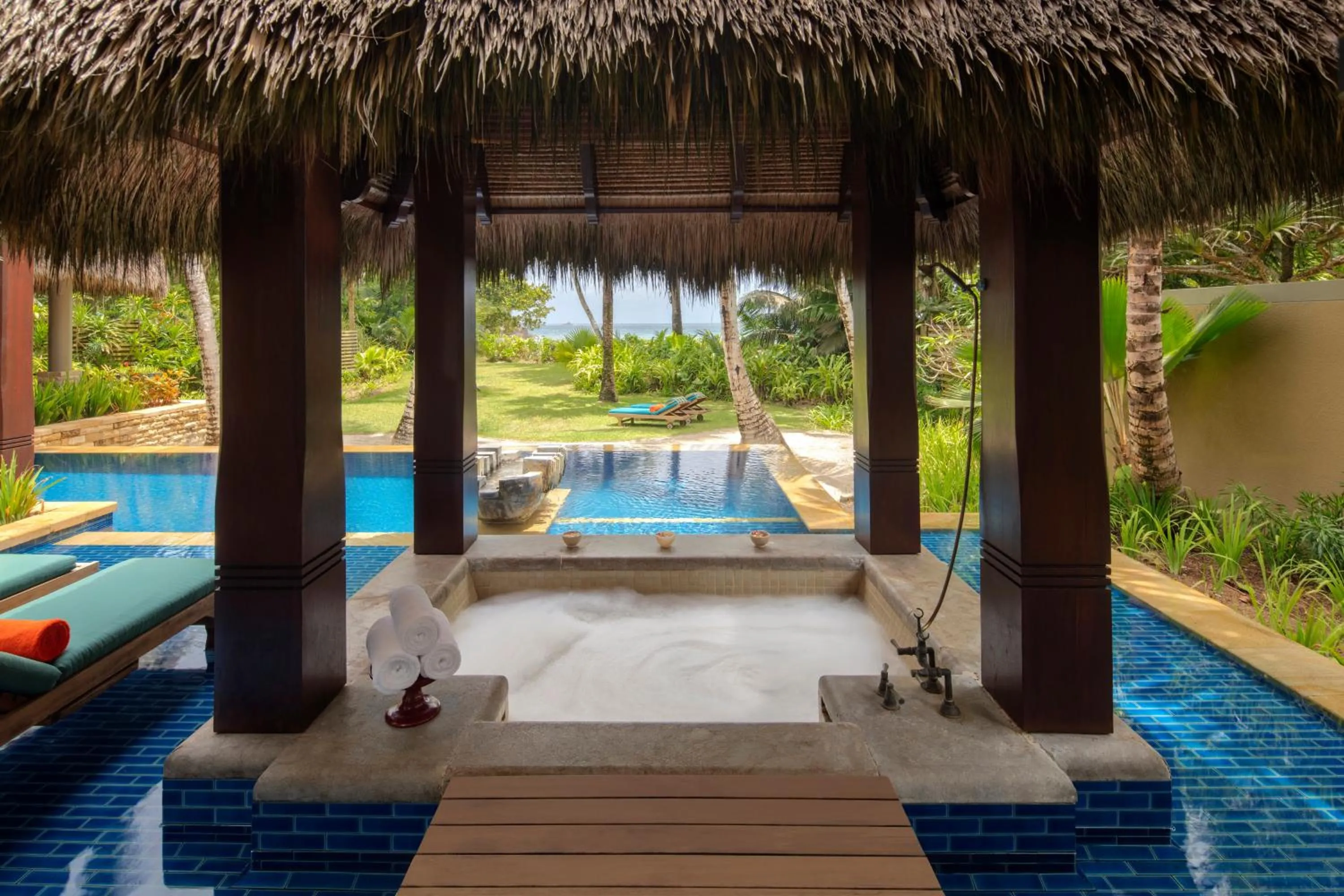 Swimming pool in Anantara Maia Seychelles Villas