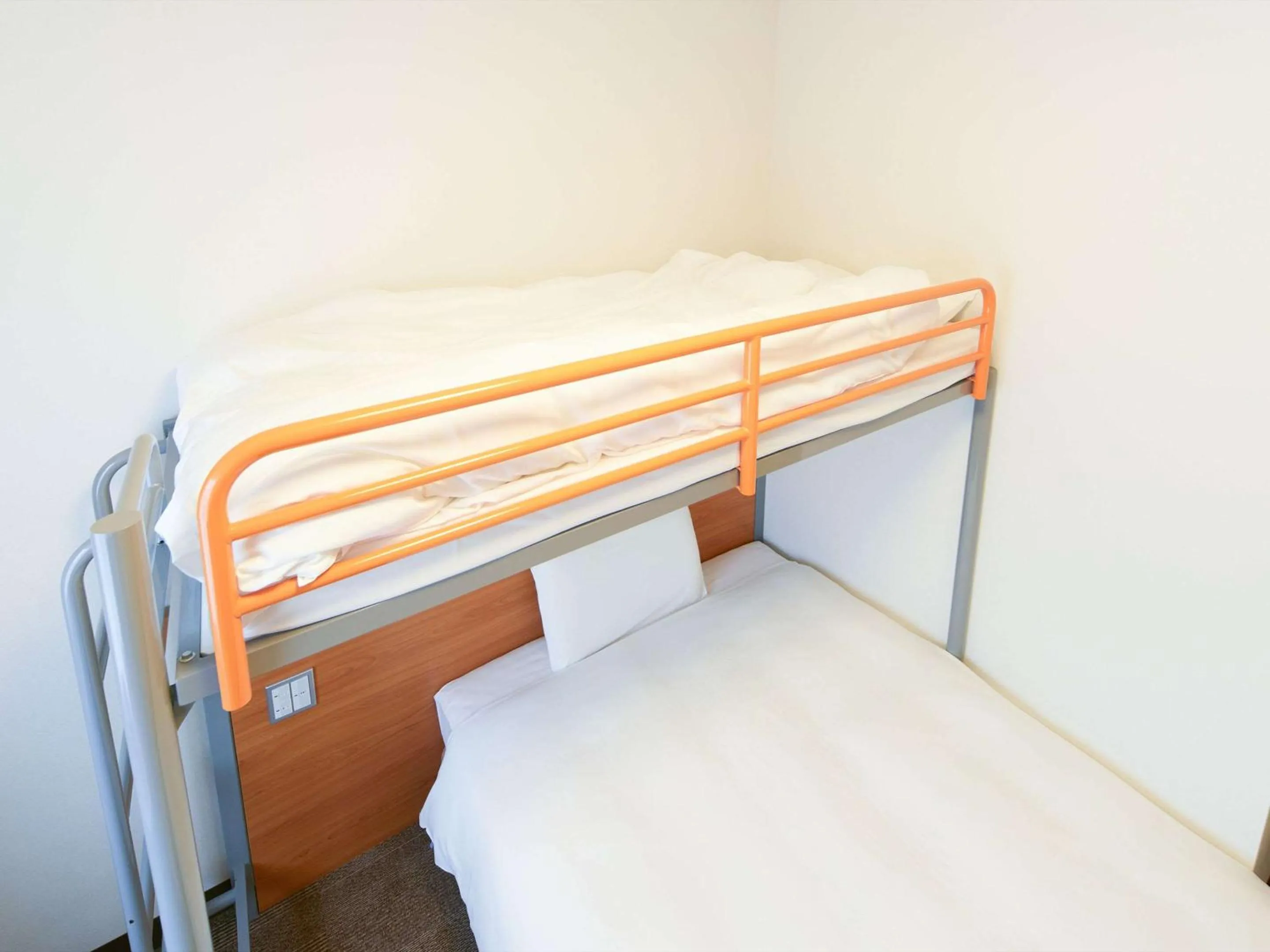 Bedroom, Bed in Chisun Inn Iwate Ichinoseki Ic