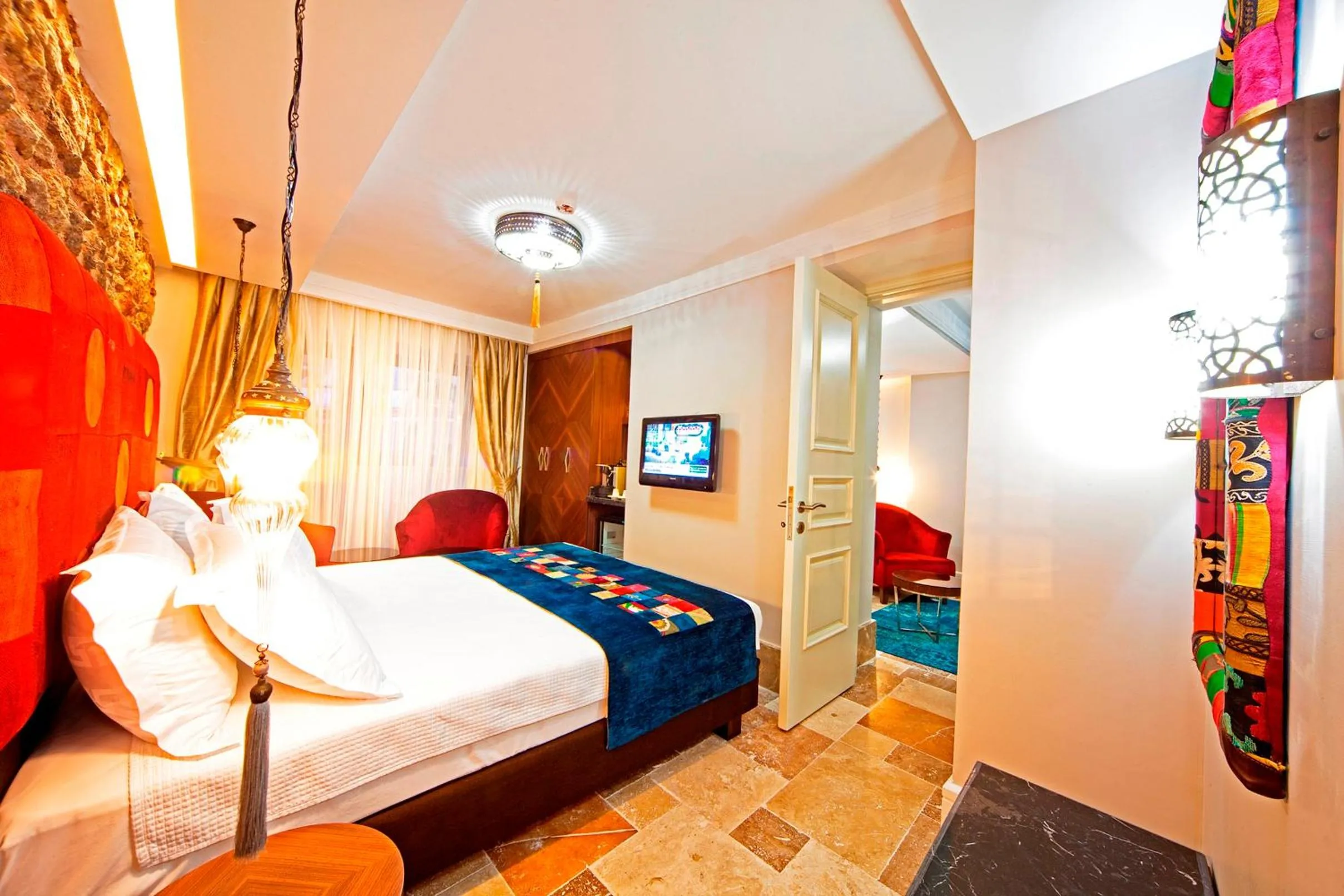 Bedroom, Bed in Azade Suites