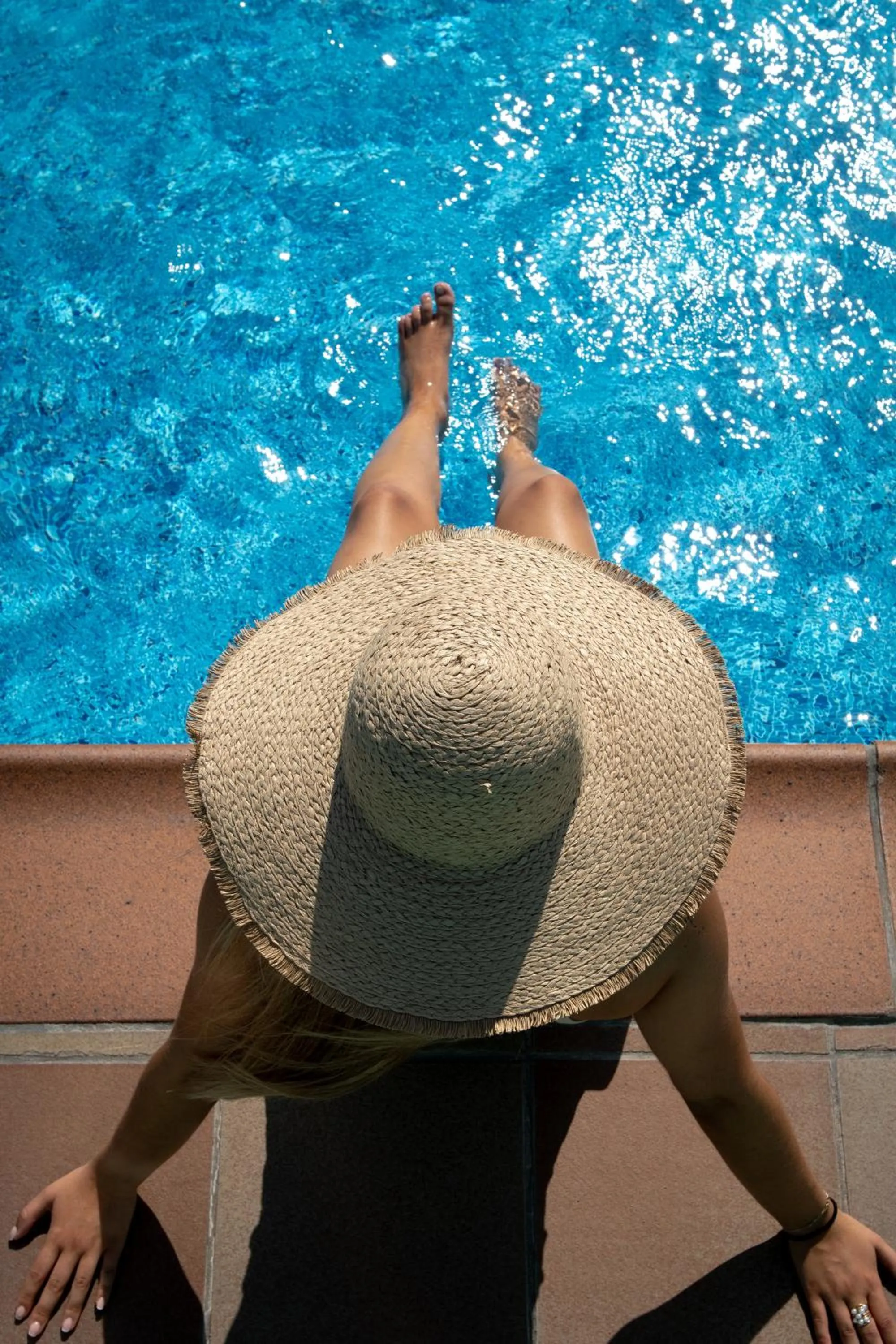 Swimming pool in Apartamentos Aura Park Fira BCN