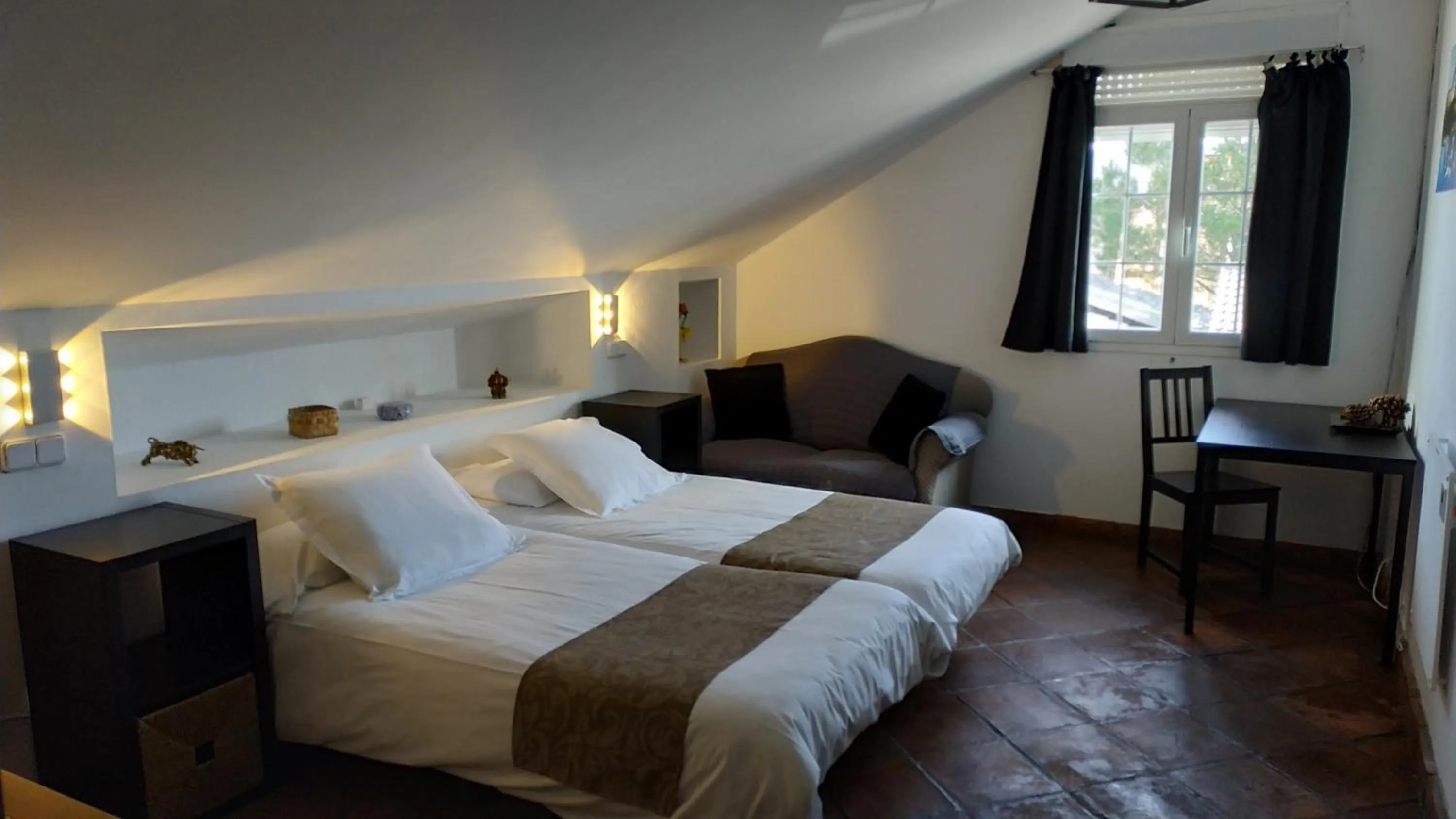 Bed in Hotel Rural La Pedriza Original