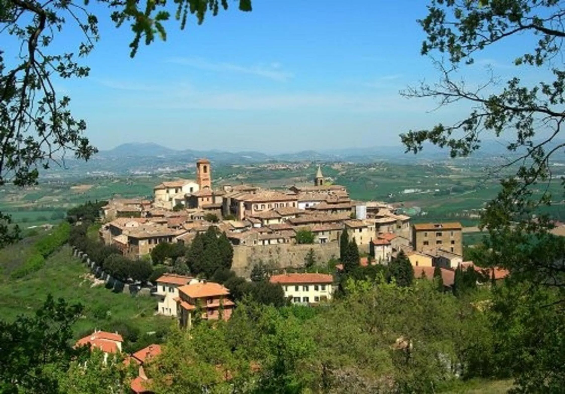 City view in La Piazzetta