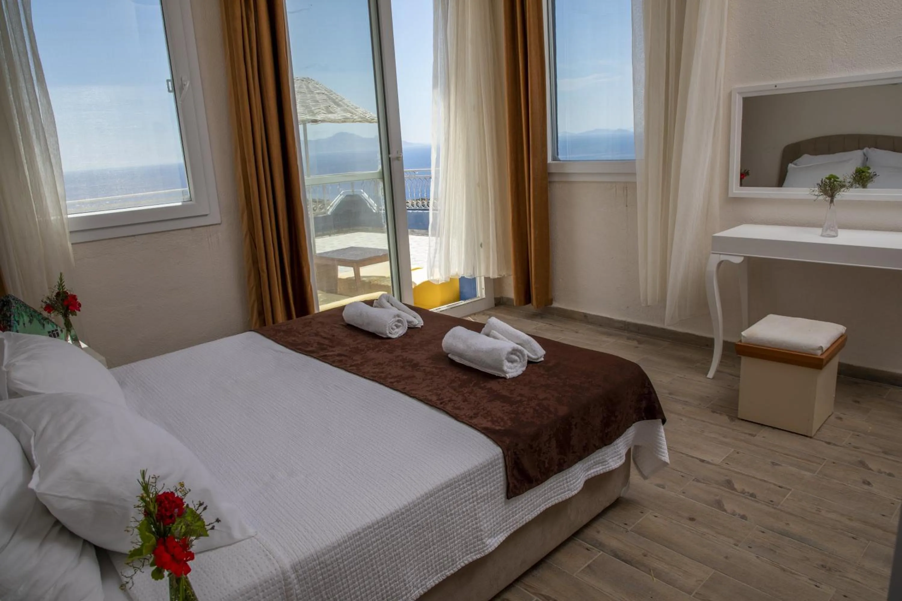 Photo of the whole room, Bed in Goknar Knidos Eco Hotel & Farm