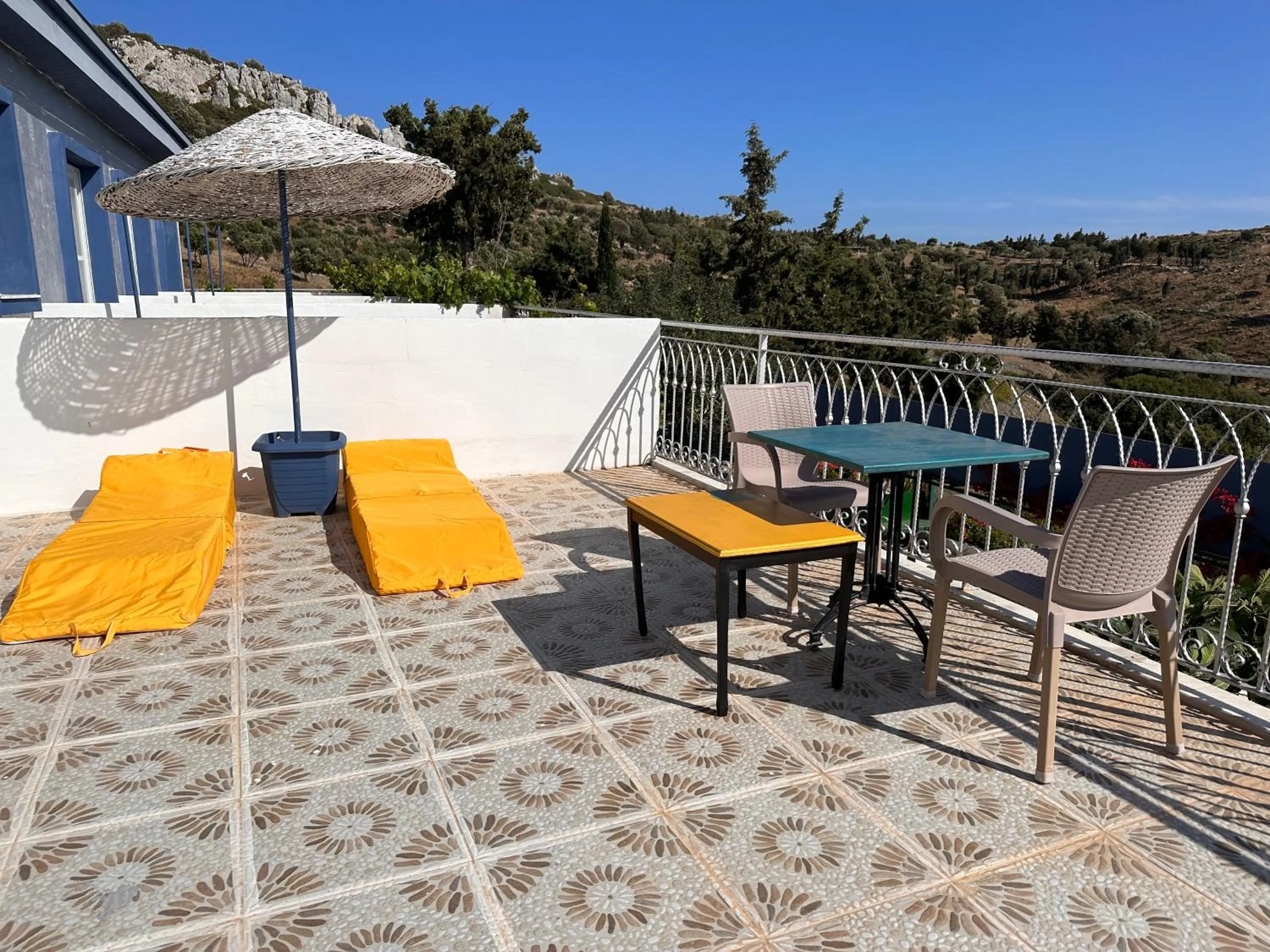 Balcony/Terrace in Goknar Knidos Eco Hotel & Farm