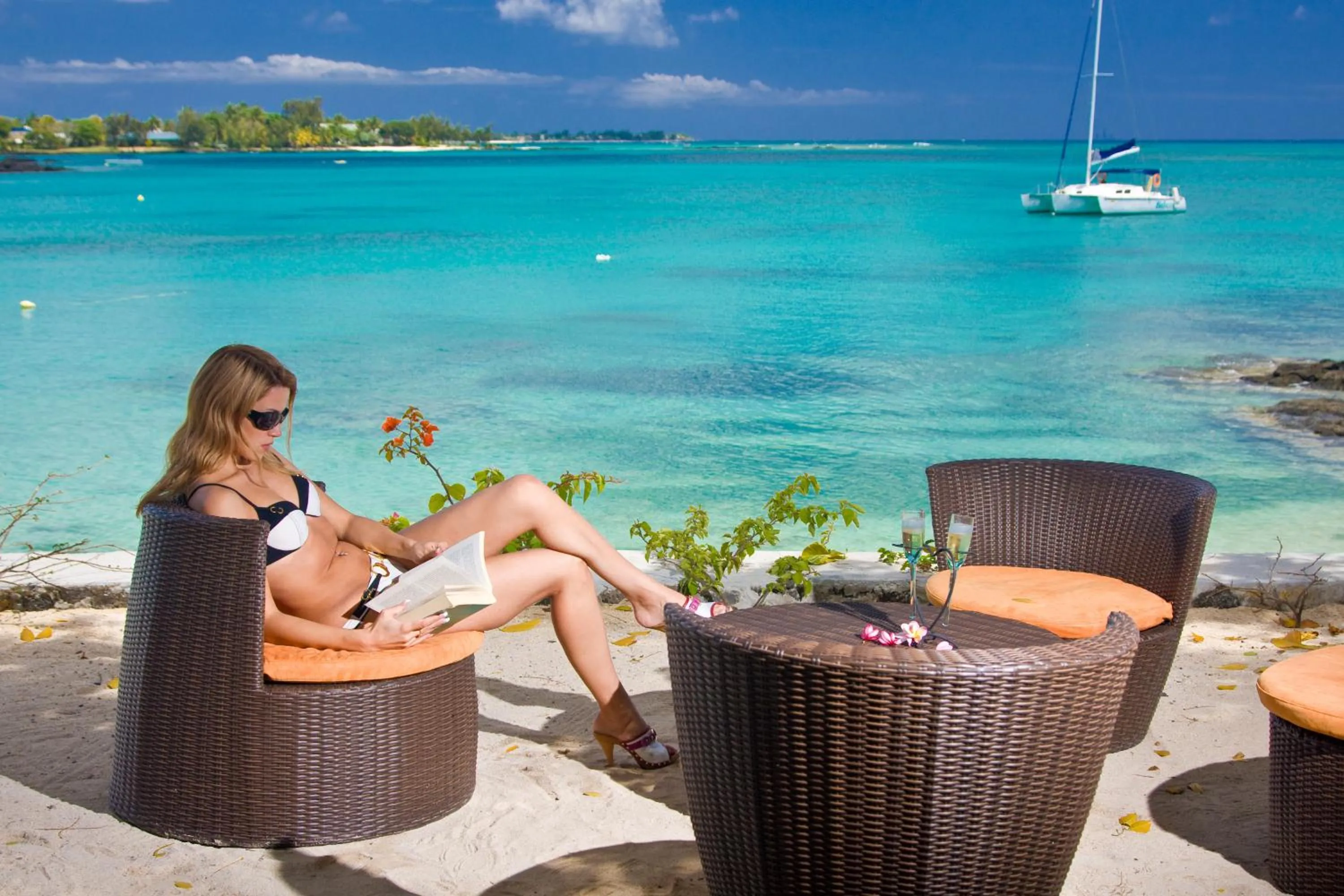 Facade/entrance in Ocean Beauty