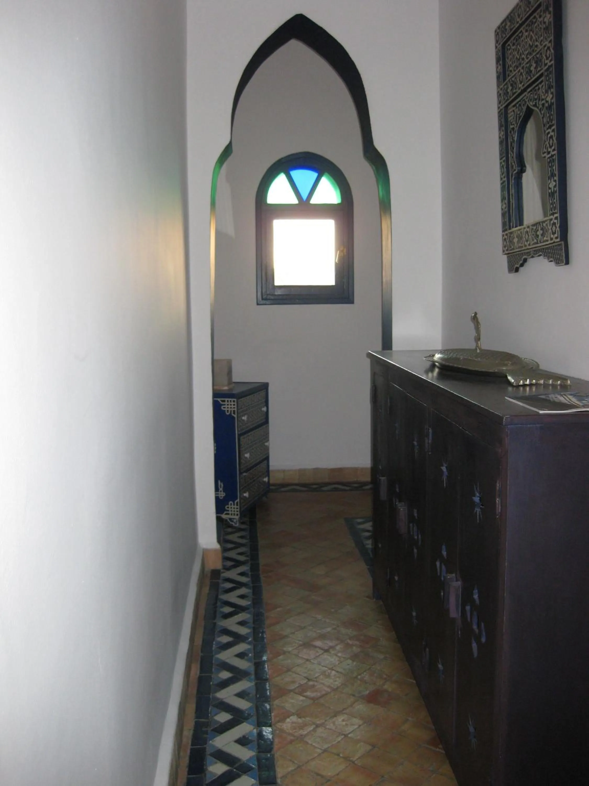 Decorative detail in Dar Al Bahar