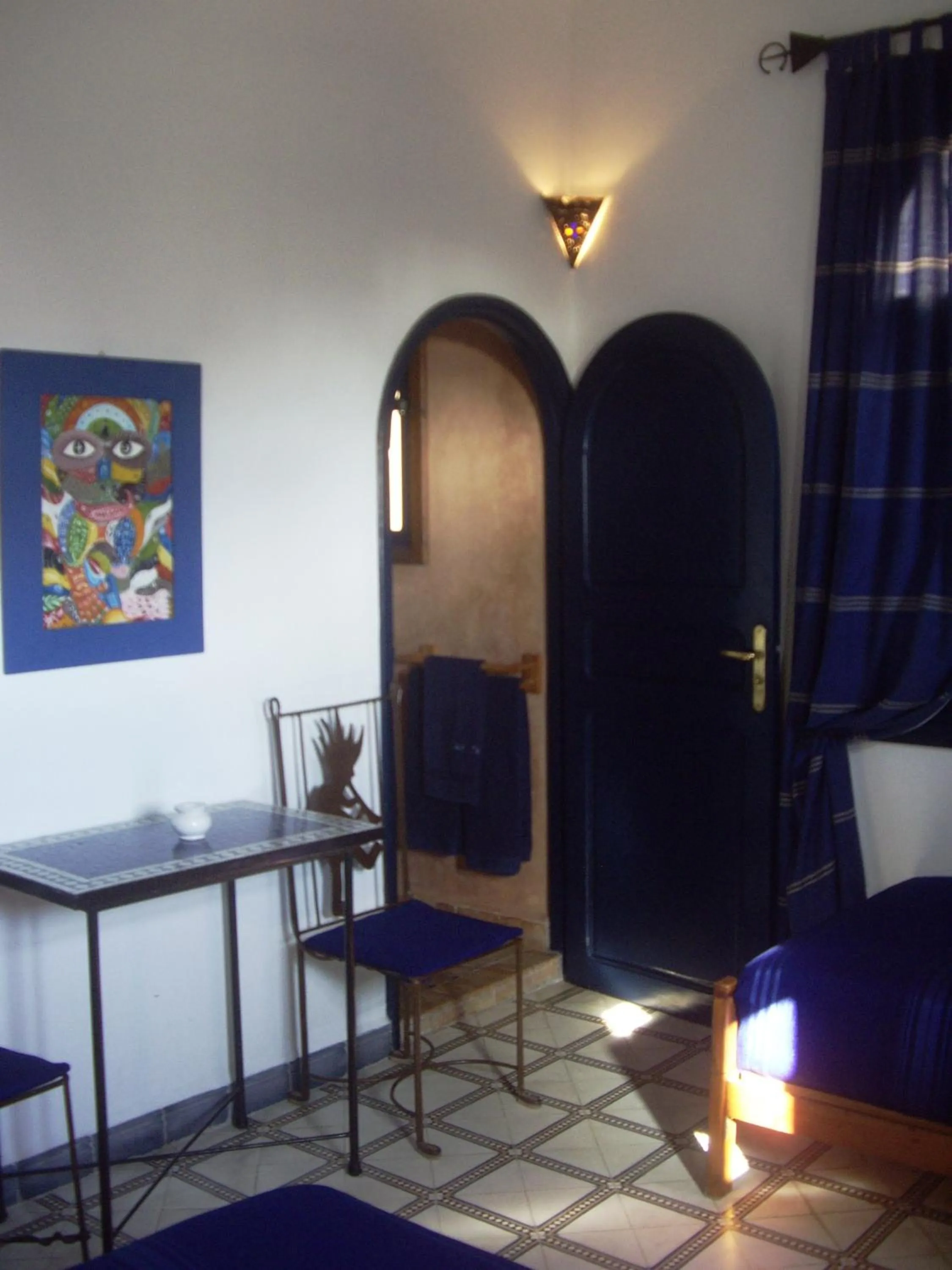 Photo of the whole room in Dar Al Bahar