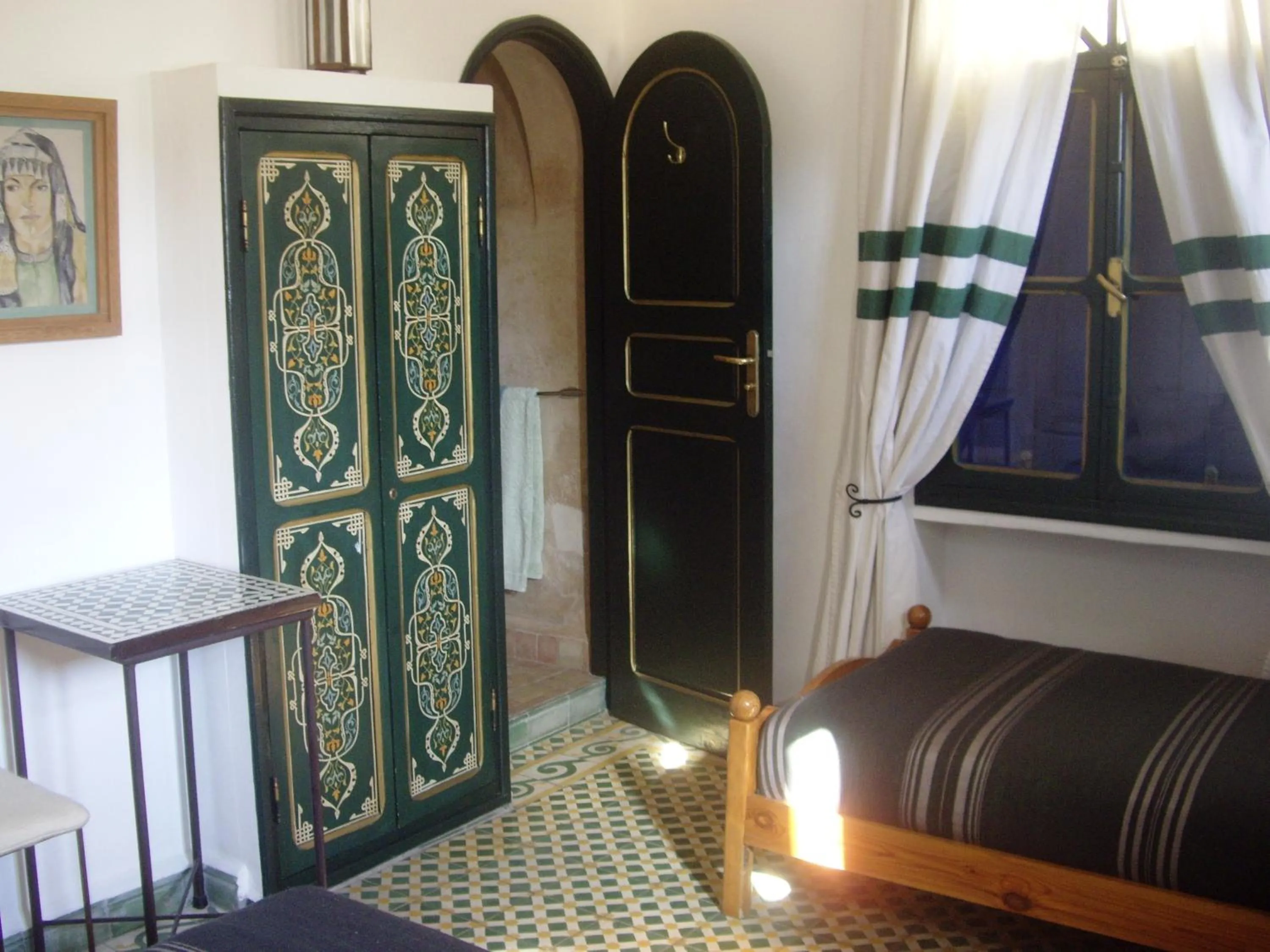 Photo of the whole room, Bed in Dar Al Bahar