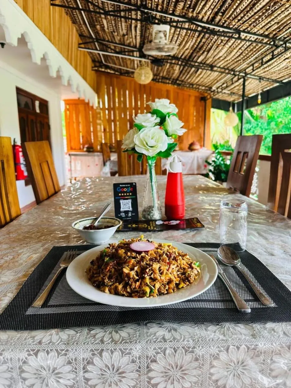 Restaurant/places to eat in Thisha Hotel & Restaurant