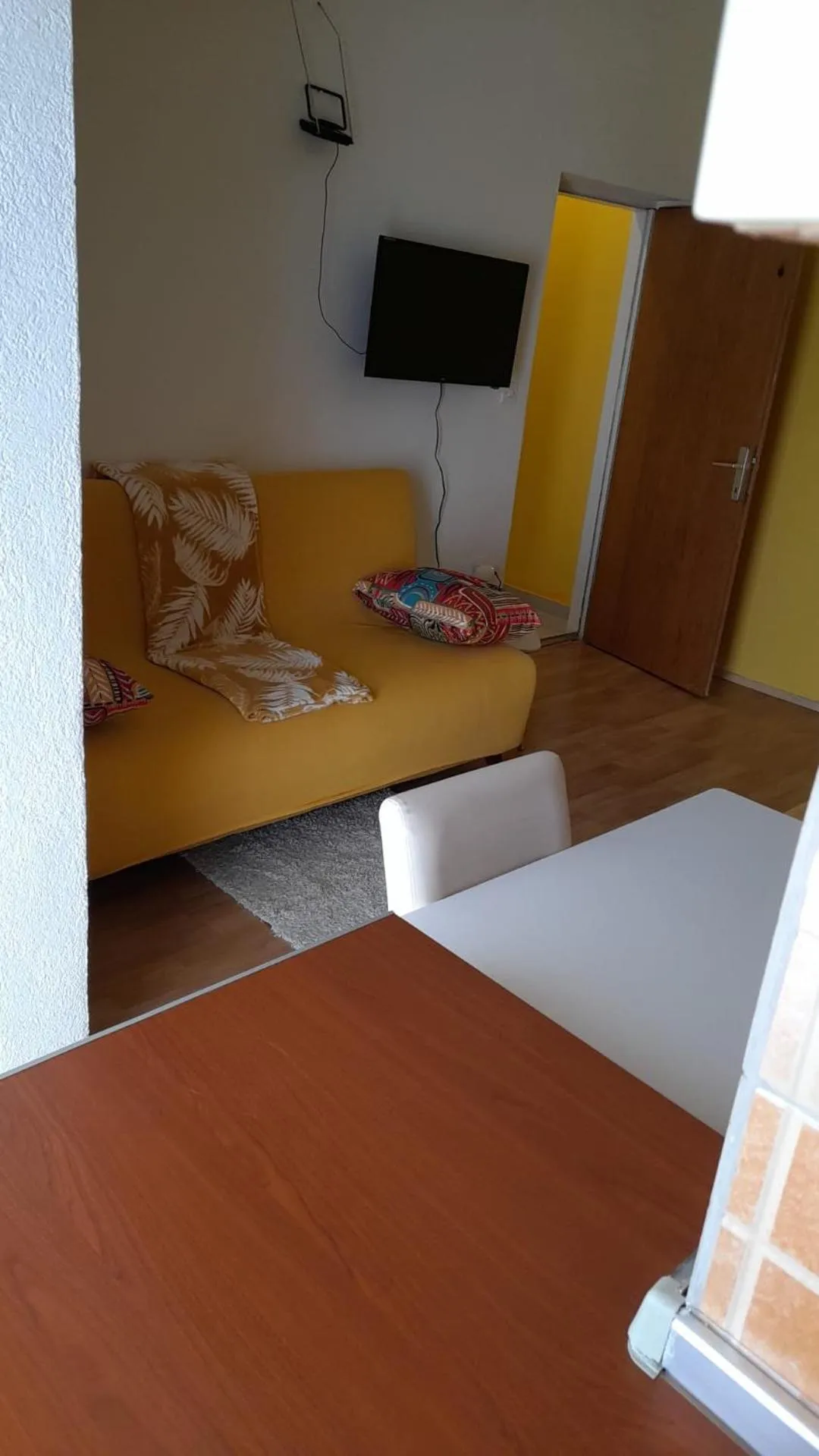 Bed in Apartments Mira