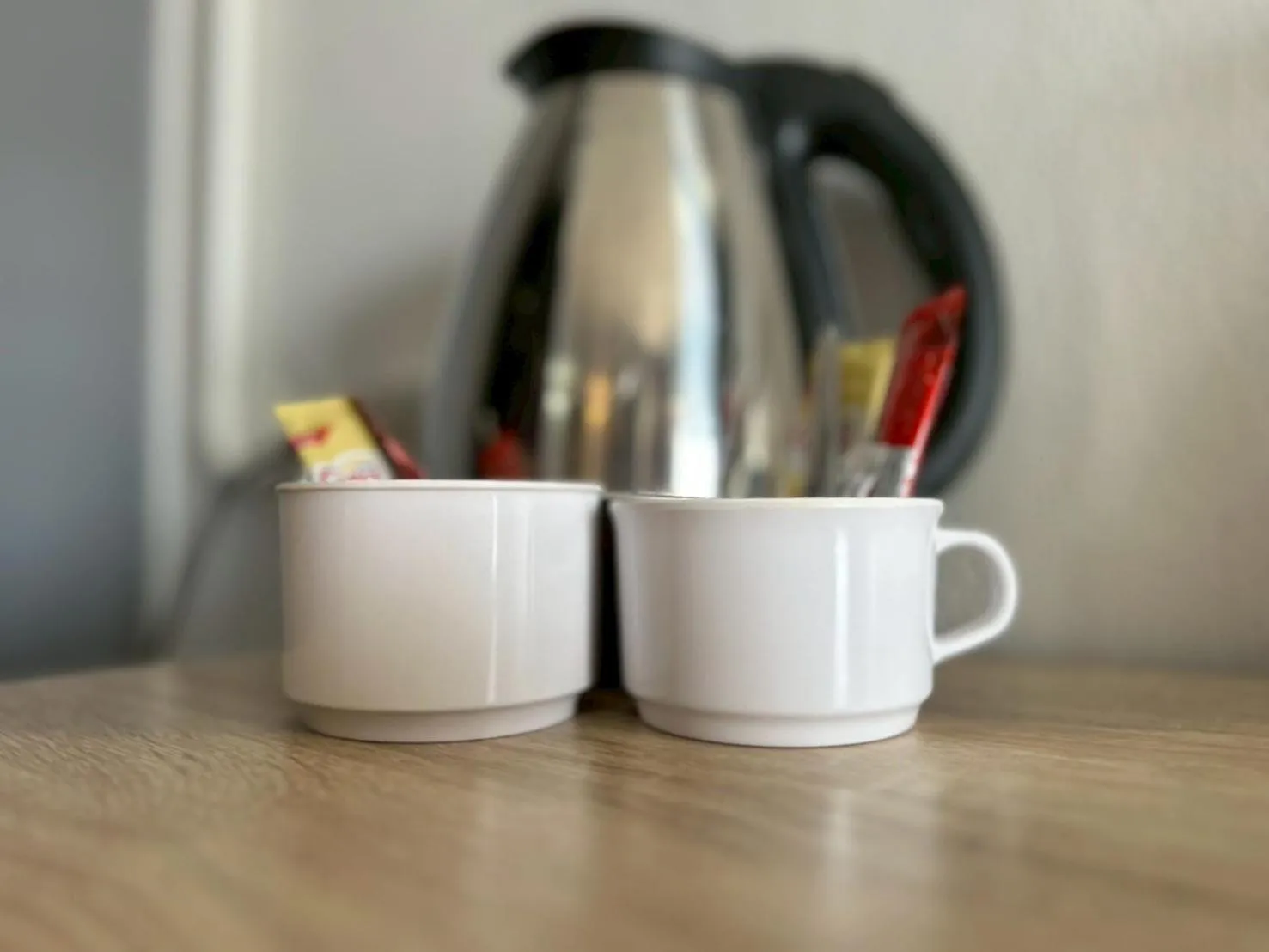 Coffee/tea facilities in Happio Near Chabad House