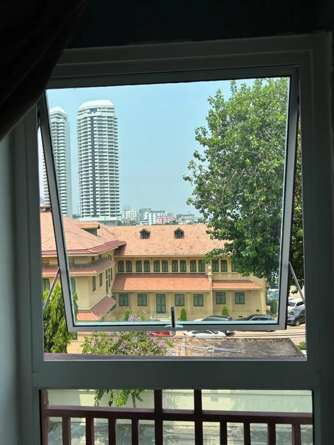 City view in Happio Near Chabad House