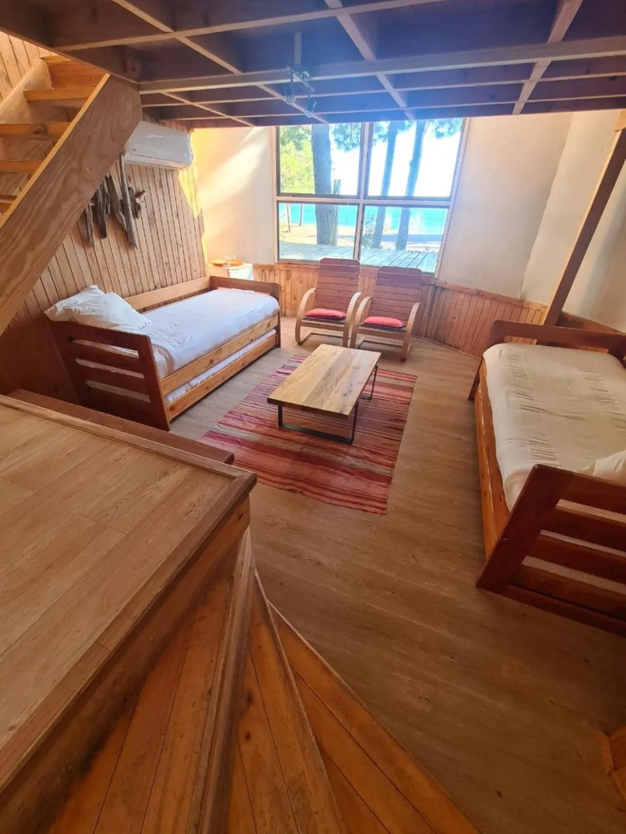 Decorative detail, Bed in Magma Lodge, Pucon